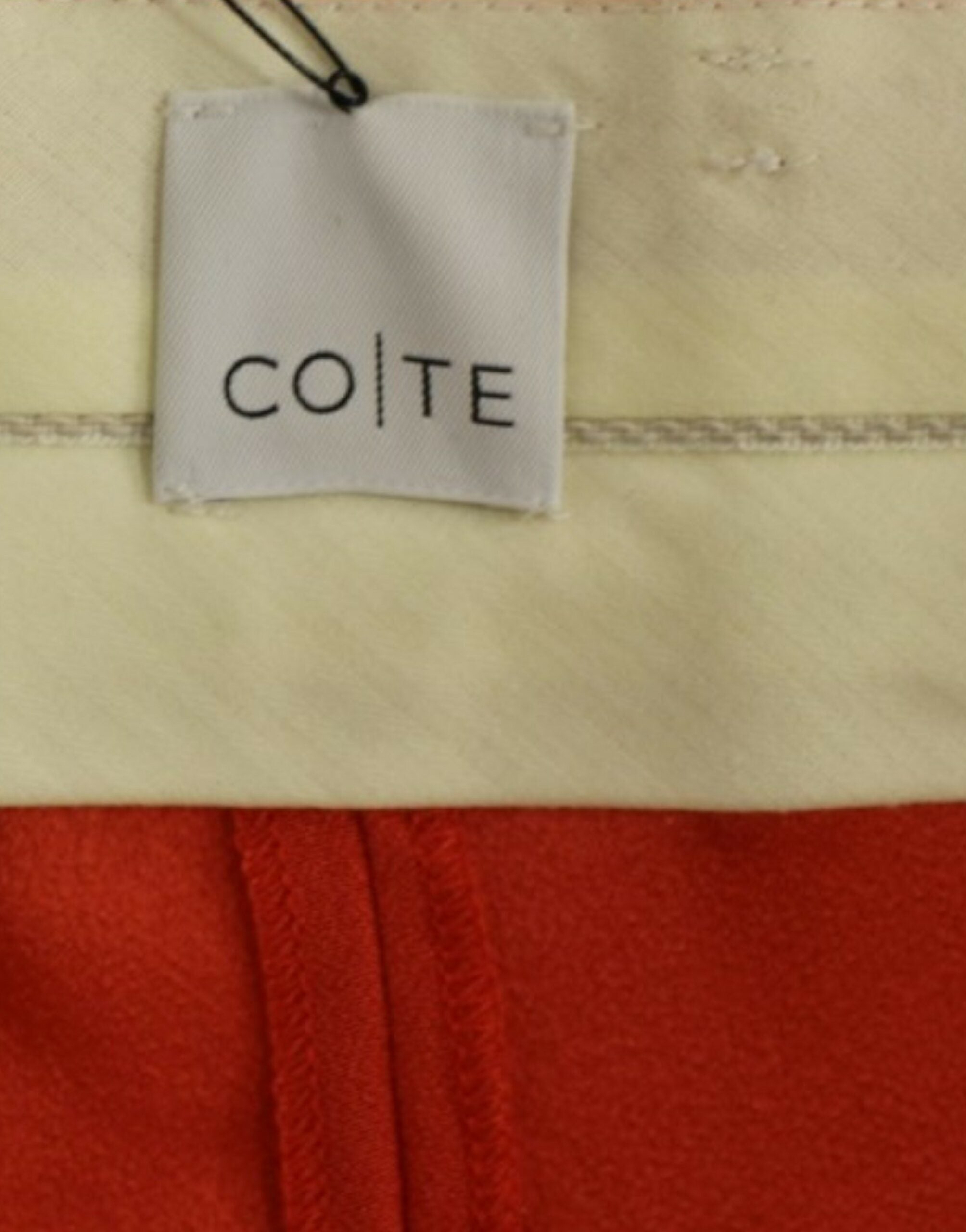 CO|TE Schicke orange Boyfriendhose – Italienische Handwerkskunst