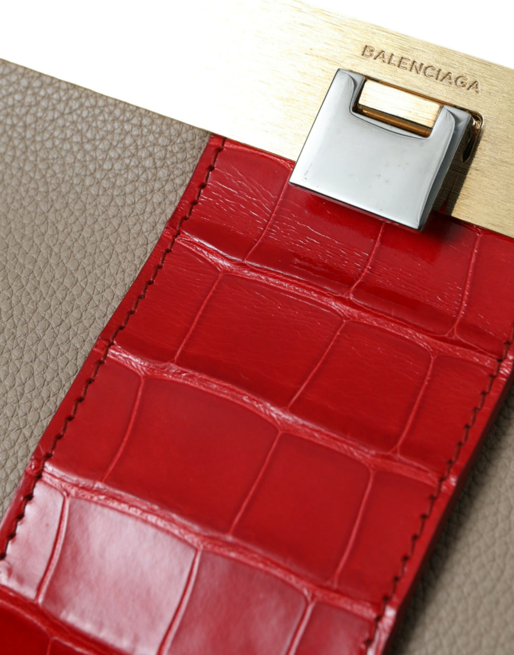 Balenciaga – Zweifarbige Clutch aus exotischem Leder