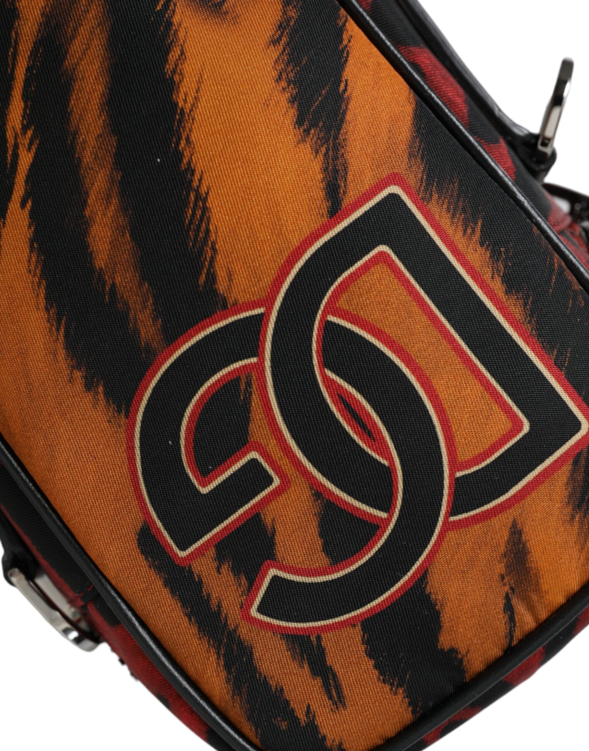 Dolce &amp; Gabbana – Mehrfarbige Umhängetasche aus Nylon mit Tigerprint und Logo