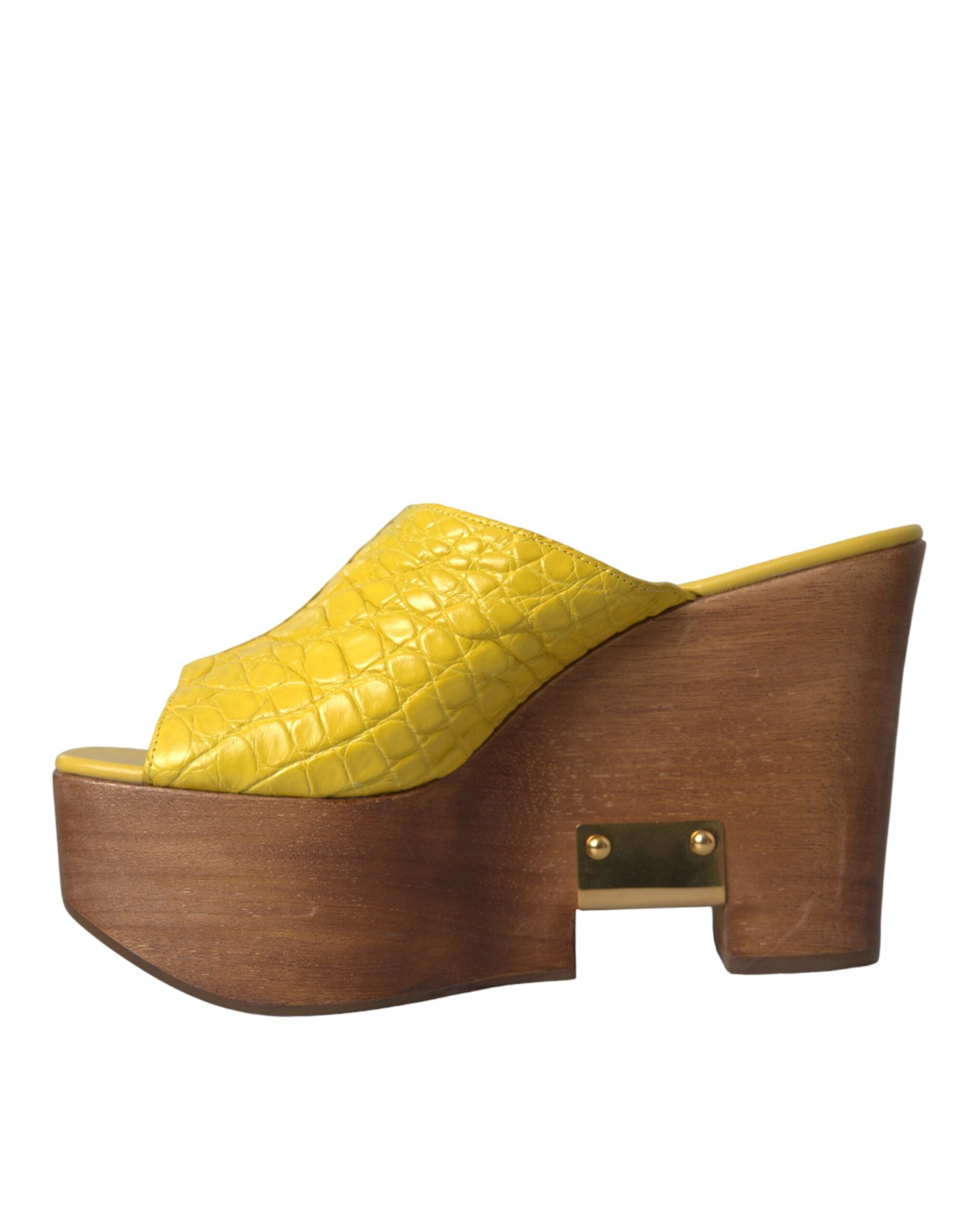Dolce &amp; Gabbana – Pantoletten mit Keilabsatz aus gelbem Leder und Holz