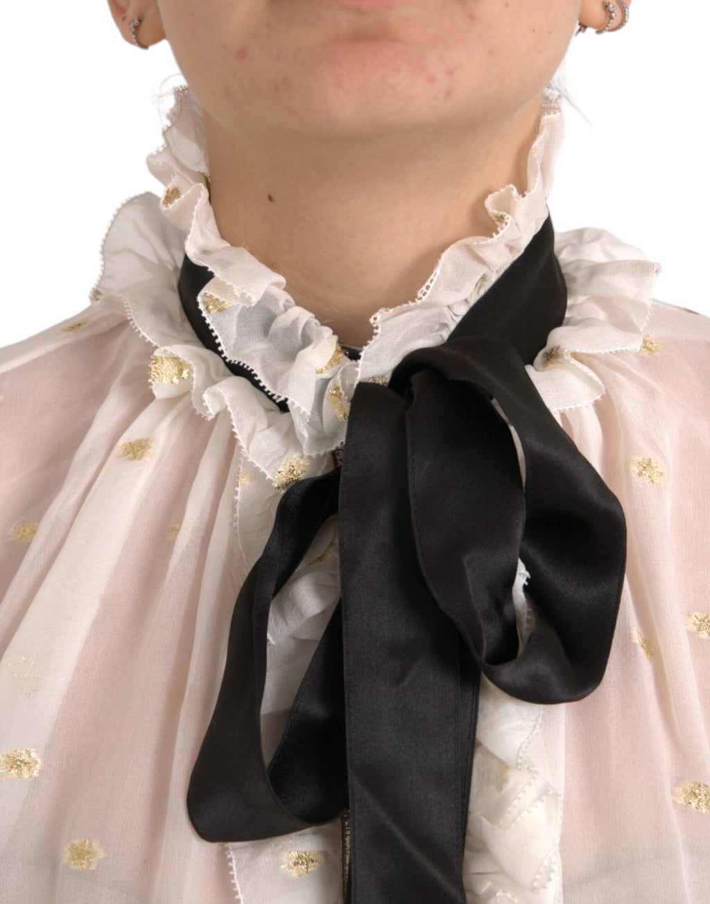 Dolce &amp; Gabbana Blusentop aus Seidenmischung mit Ascot-Kragen in Off-White