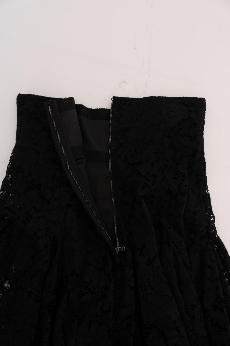 Dolce &amp; Gabbana – Eleganter Minirock in A-Linie mit Blumenspitze