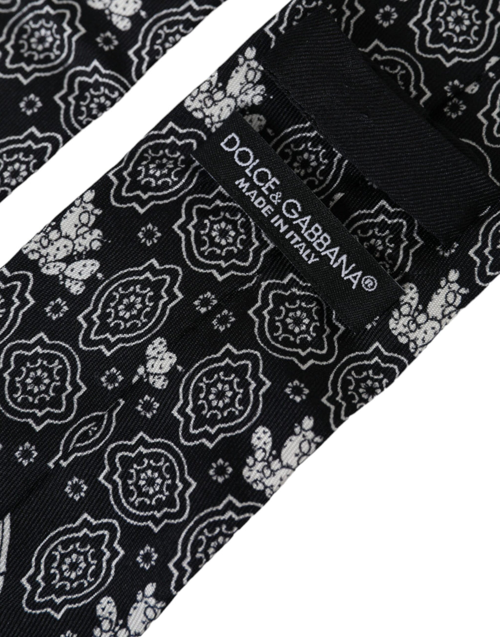 Dolce &amp; Gabbana – Verstellbare Krawatte aus 100 % Seide mit schwarzem Muster