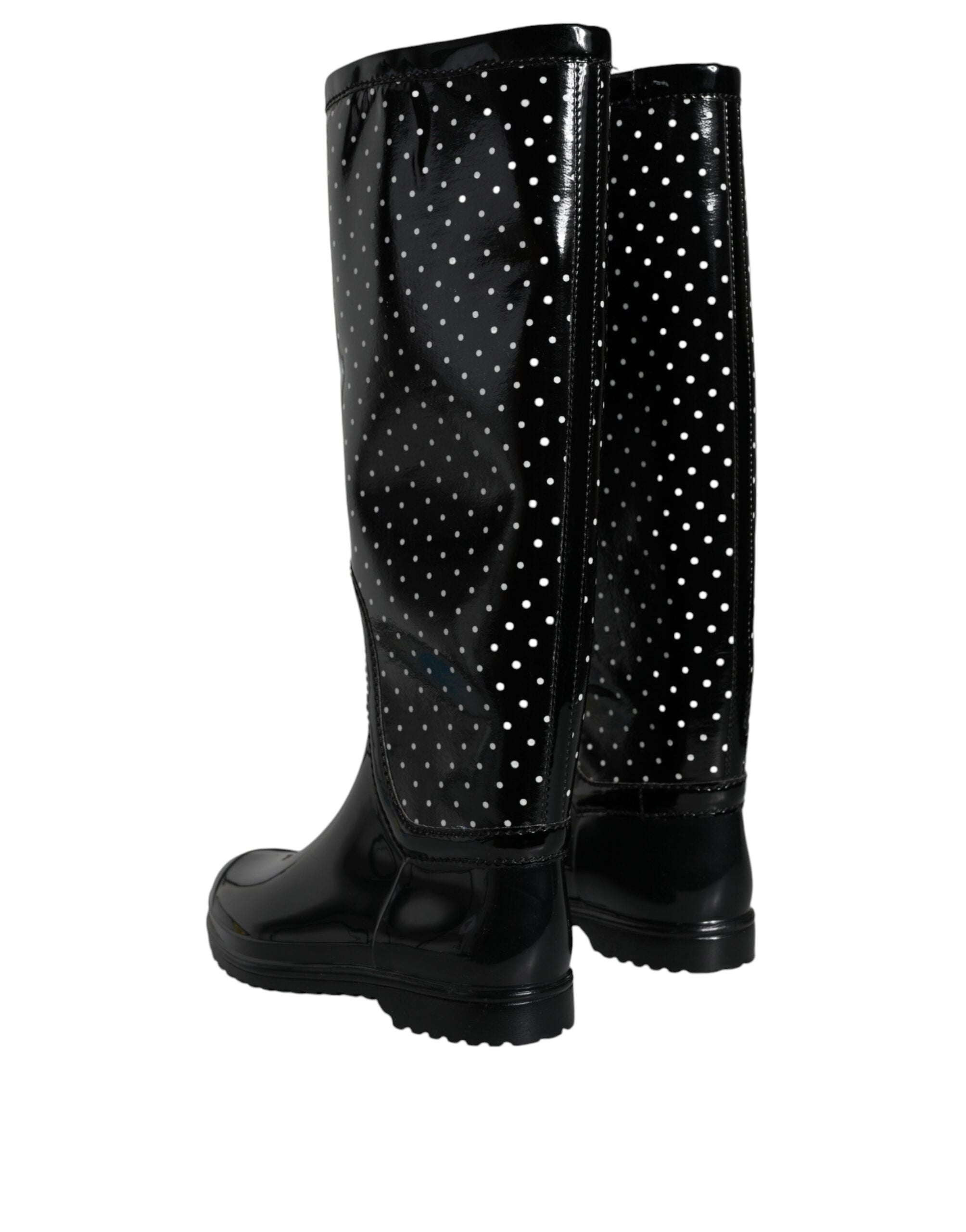 Dolce &amp; Gabbana – Kniehohe Stiefel aus Gummi mit schwarzen Punkten