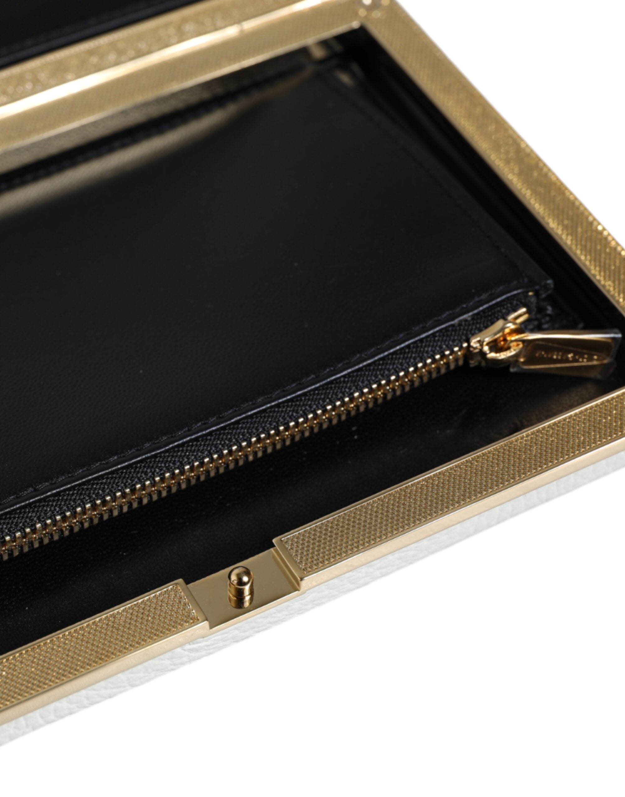 Dolce &amp; Gabbana Clutch aus weißem Leder mit goldenem Rahmen, Abendtasche