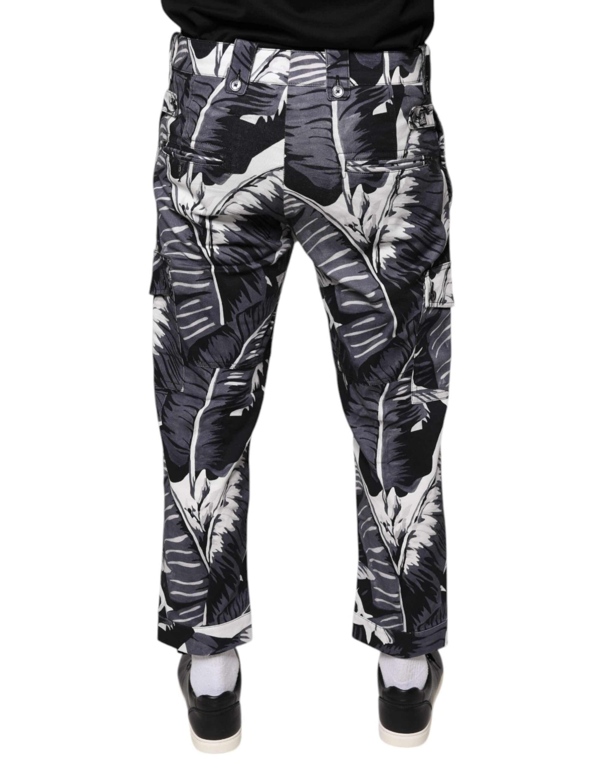 Dolce &amp; Gabbana – Caprihose aus Baumwollstretch mit Bananenblattmuster in Grau