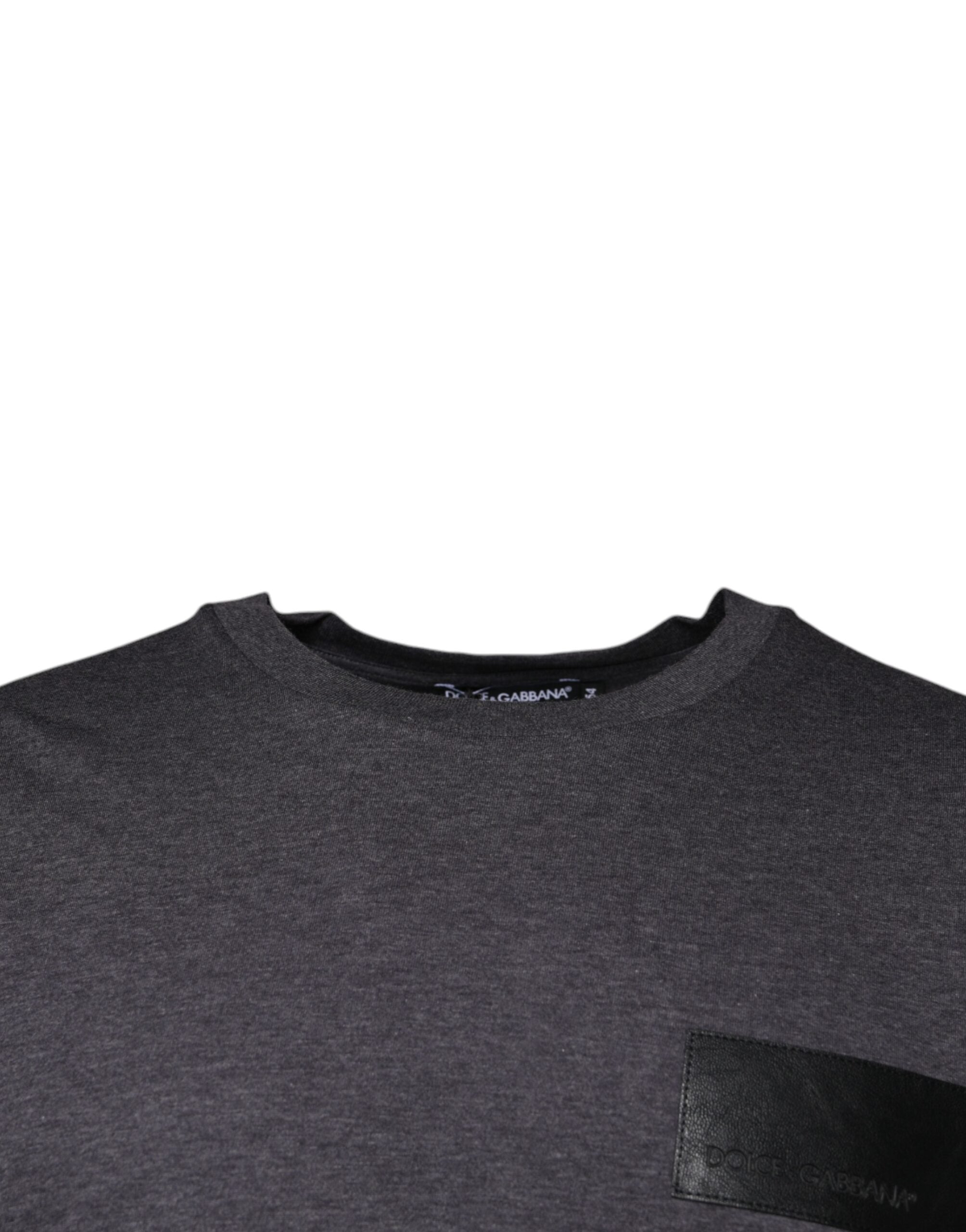 Dolce &amp; Gabbana – Graues Baumwoll-T-Shirt mit Rundhalsausschnitt und Logo-Patch