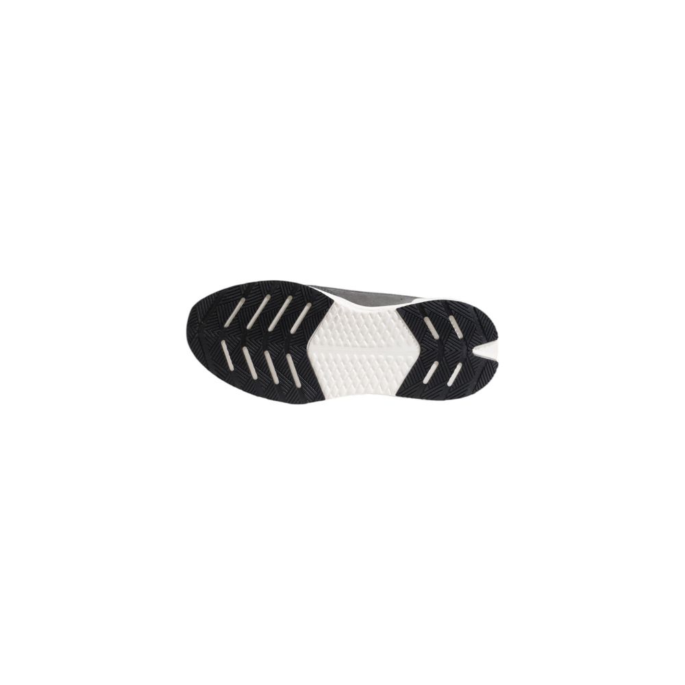 DATE Grauer Stoff-Sneaker