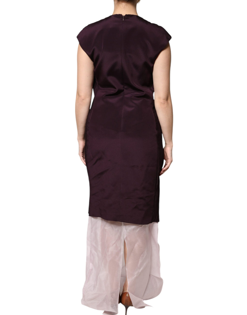 Barbara Casasola – Braunes Maxikleid aus Seide mit kurzen Ärmeln