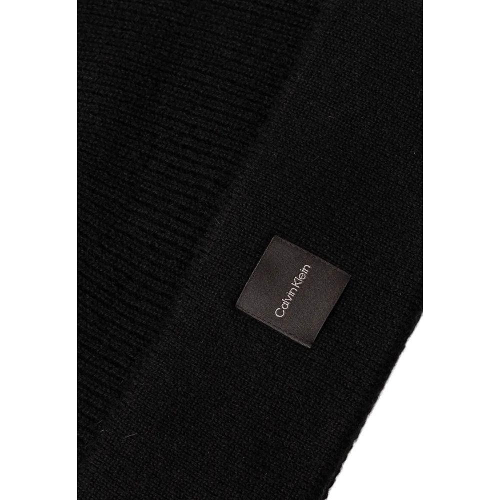 Calvin Klein – Schwarze Kaschmirmütze