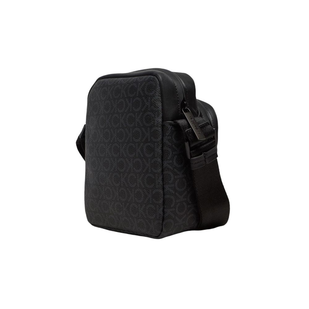 Calvin Klein – Schwarze Messenger-Tasche aus recyceltem Polyester