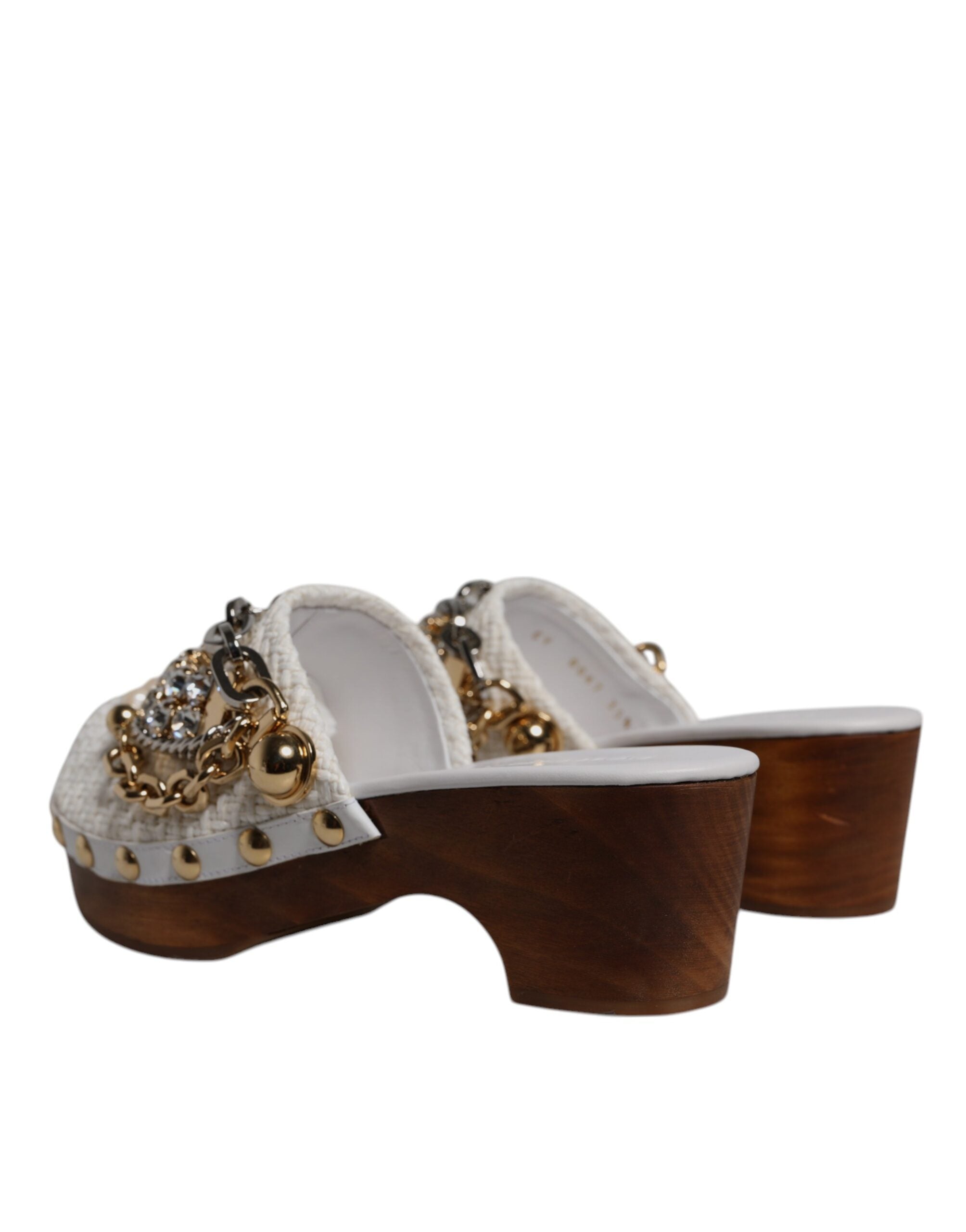 Dolce &amp; Gabbana Weiße Raffia Clogs mit Schmucksteinen besetzte Sandalen mit Kette