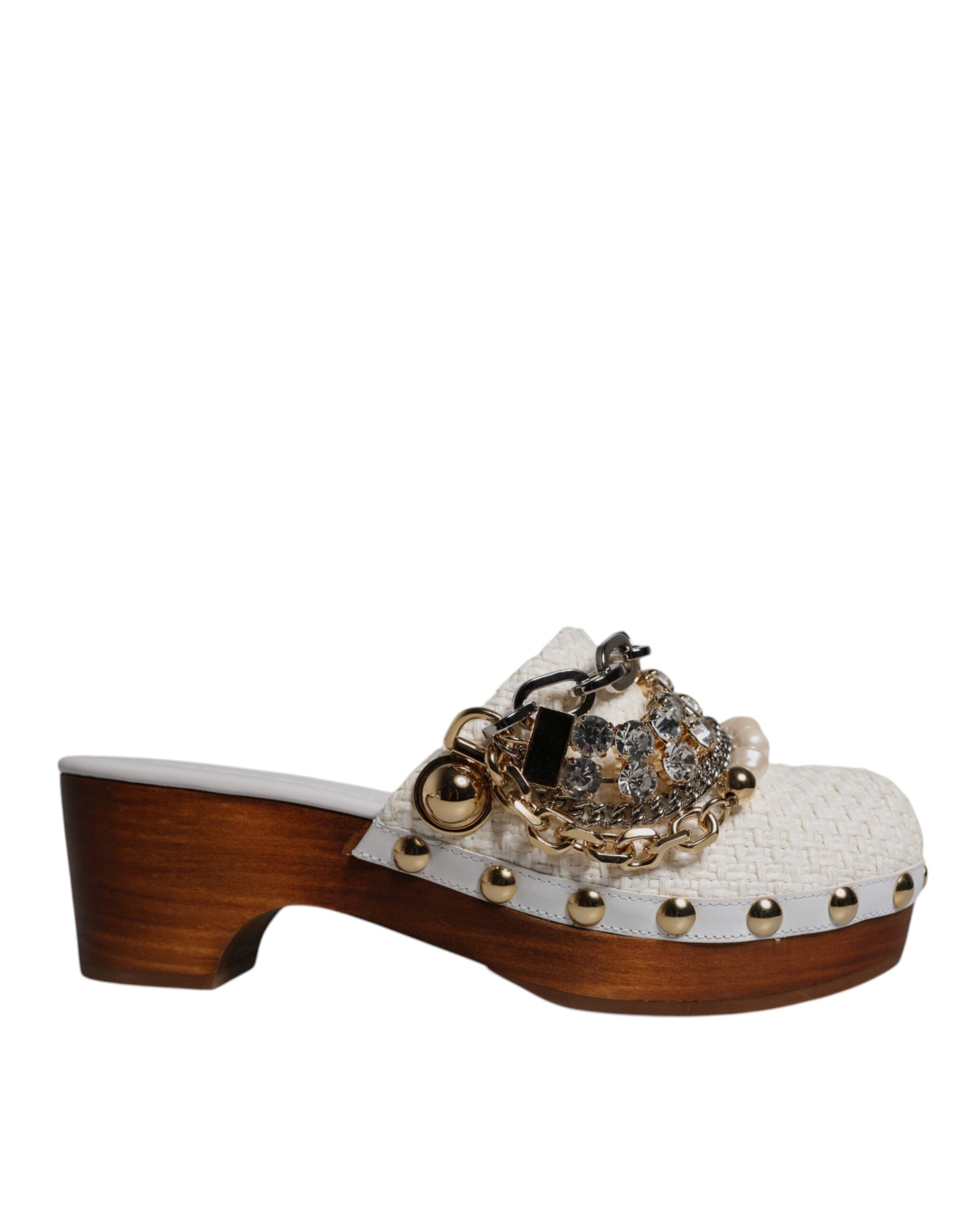 Dolce &amp; Gabbana Weiße Raffia Clogs mit Schmucksteinen besetzte Sandalen mit Kette