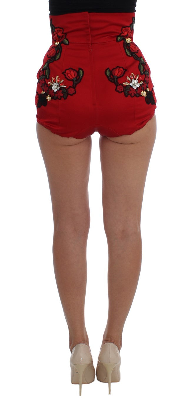 Dolce &amp; Gabbana – Hinreißende Shorts aus roter Seide mit Stickerei