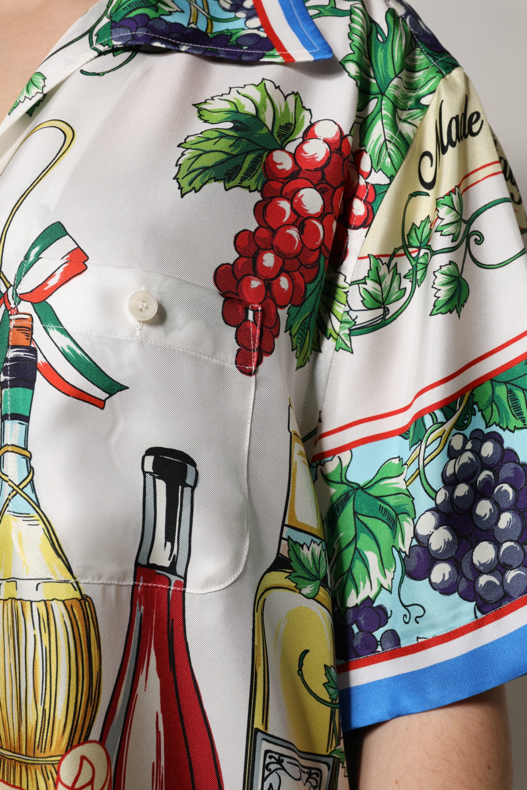 Dolce &amp; Gabbana Mehrfarbiges Kurzarm-Food-Hemdoberteil aus Seide
