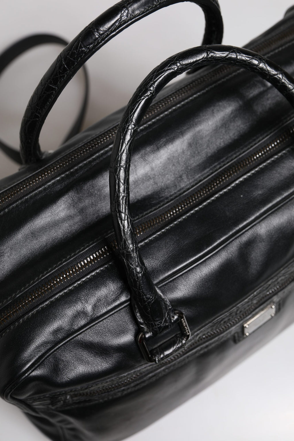 Dolce &amp; Gabbana – Schwarze Messenger-Tasche aus Leder mit Schultergurt