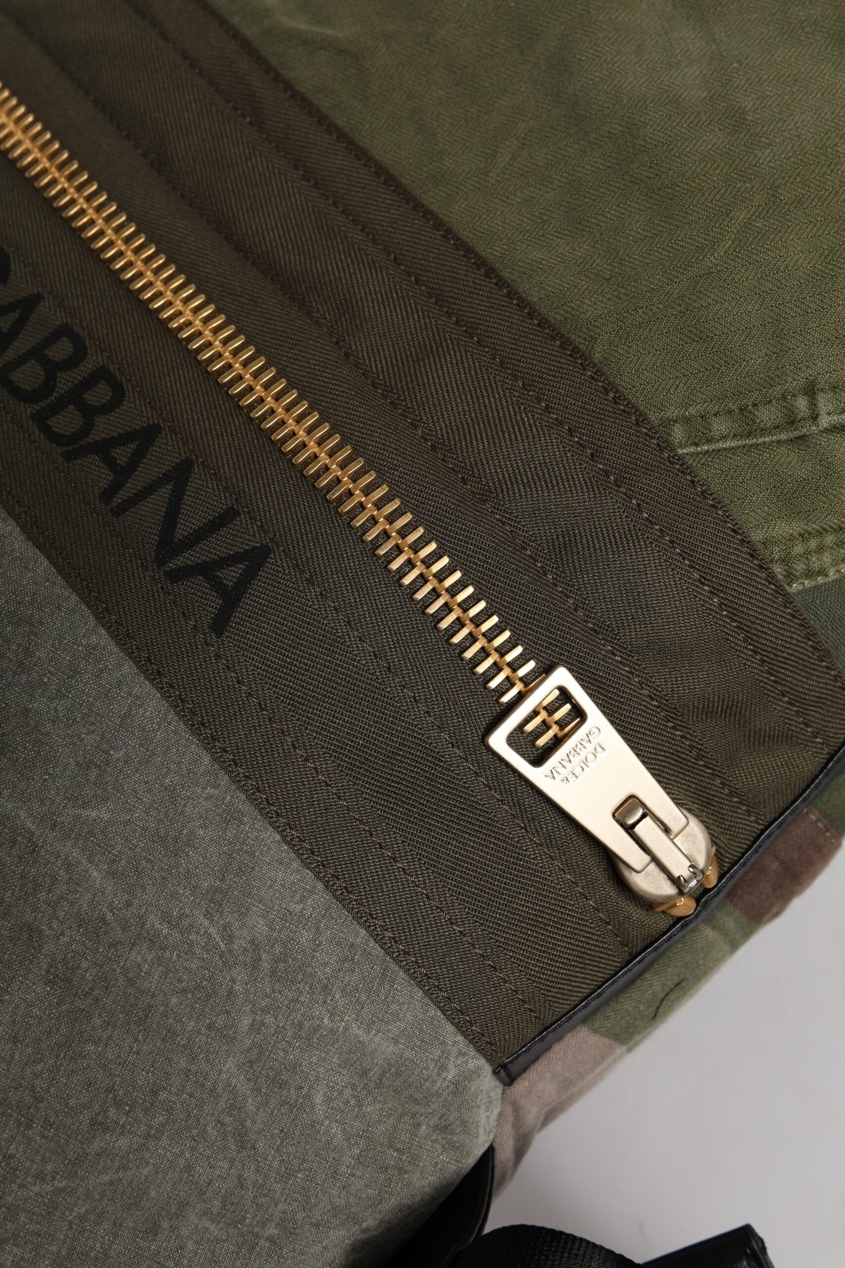 Dolce &amp; Gabbana Militärgrüner Patchwork-Rucksack