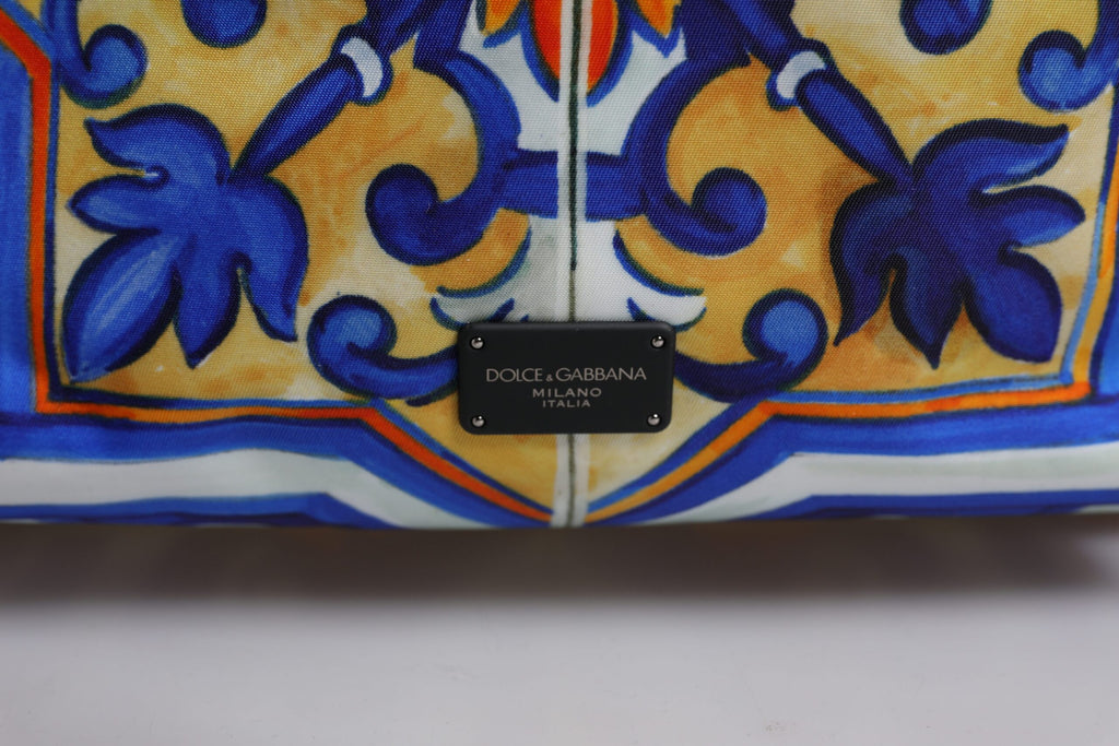 Dolce &amp; Gabbana Reiserucksack aus Nylon mit mehrfarbigem Majolika-Print