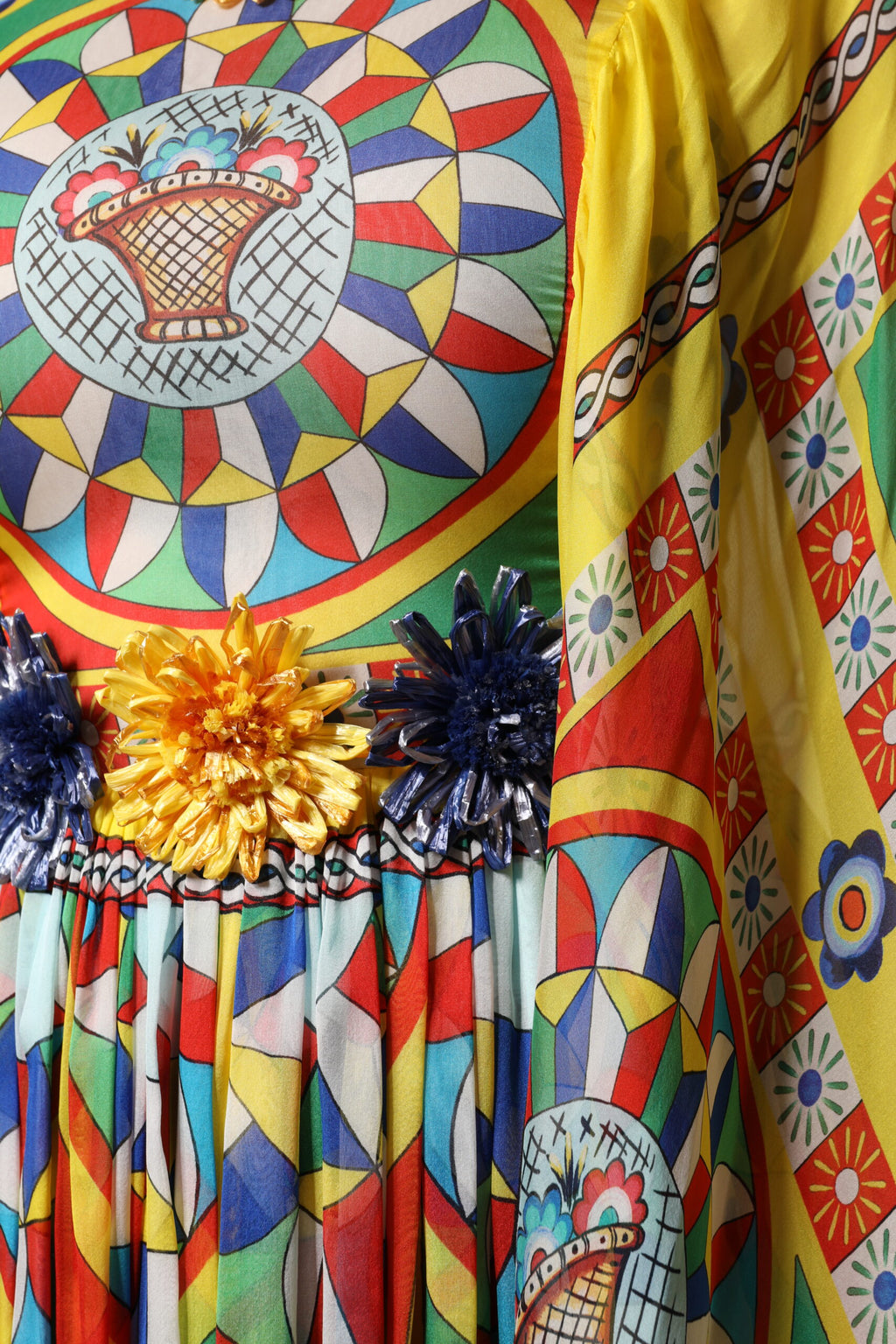 Dolce &amp; Gabbana Mehrfarbiges Kaftan-Twillkleid mit Carretto-Print
