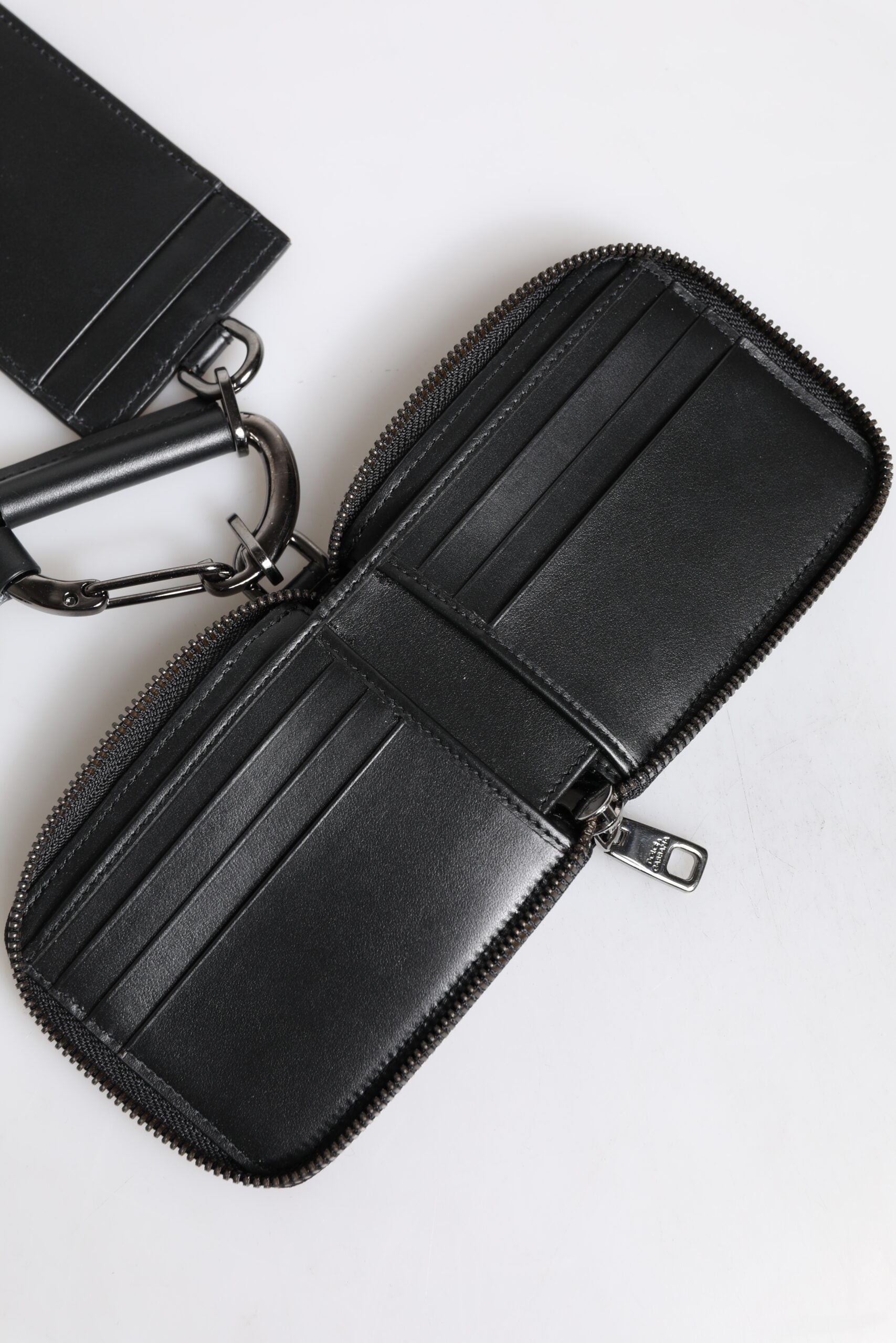 Dolce &amp; Gabbana Schwarzes Kartenetui aus Leder mit Rundum-Reißverschluss