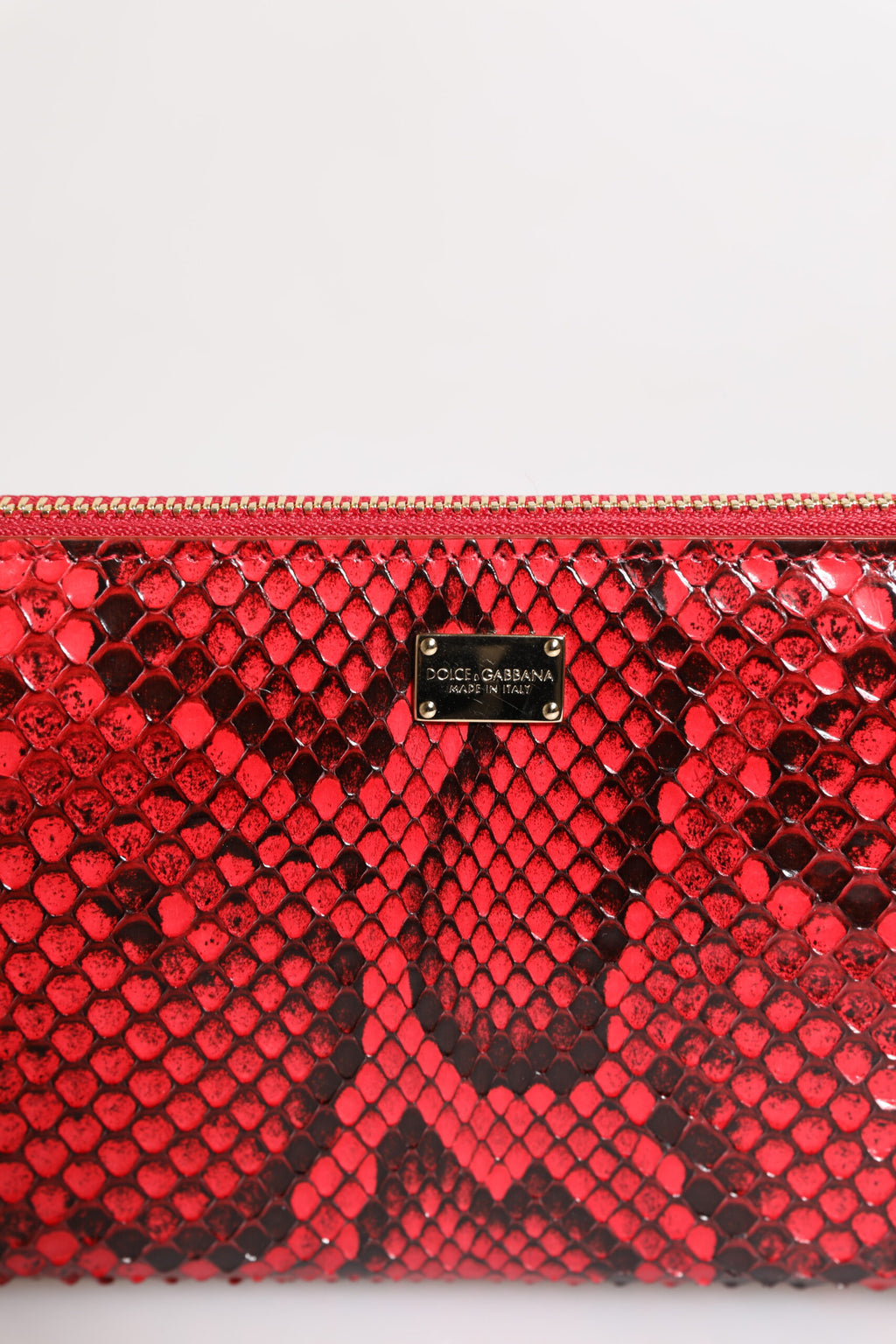 Dolce &amp; Gabbana – Continental Clutch aus rotem Exotenleder mit Rundum-Reißverschluss