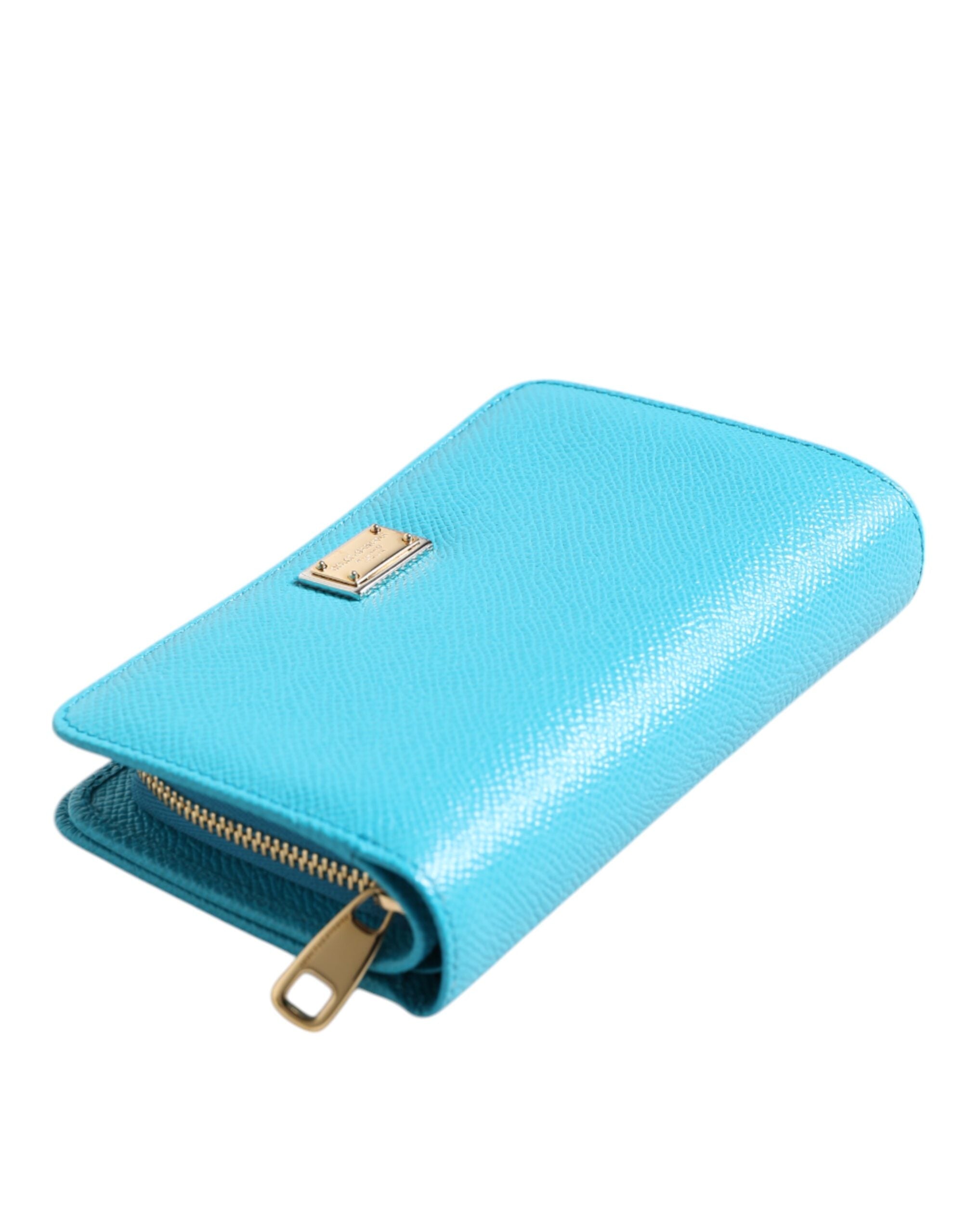Dolce &amp; Gabbana Hellblaue, zweifach faltbare Clutch aus Leder im Continental-Stil