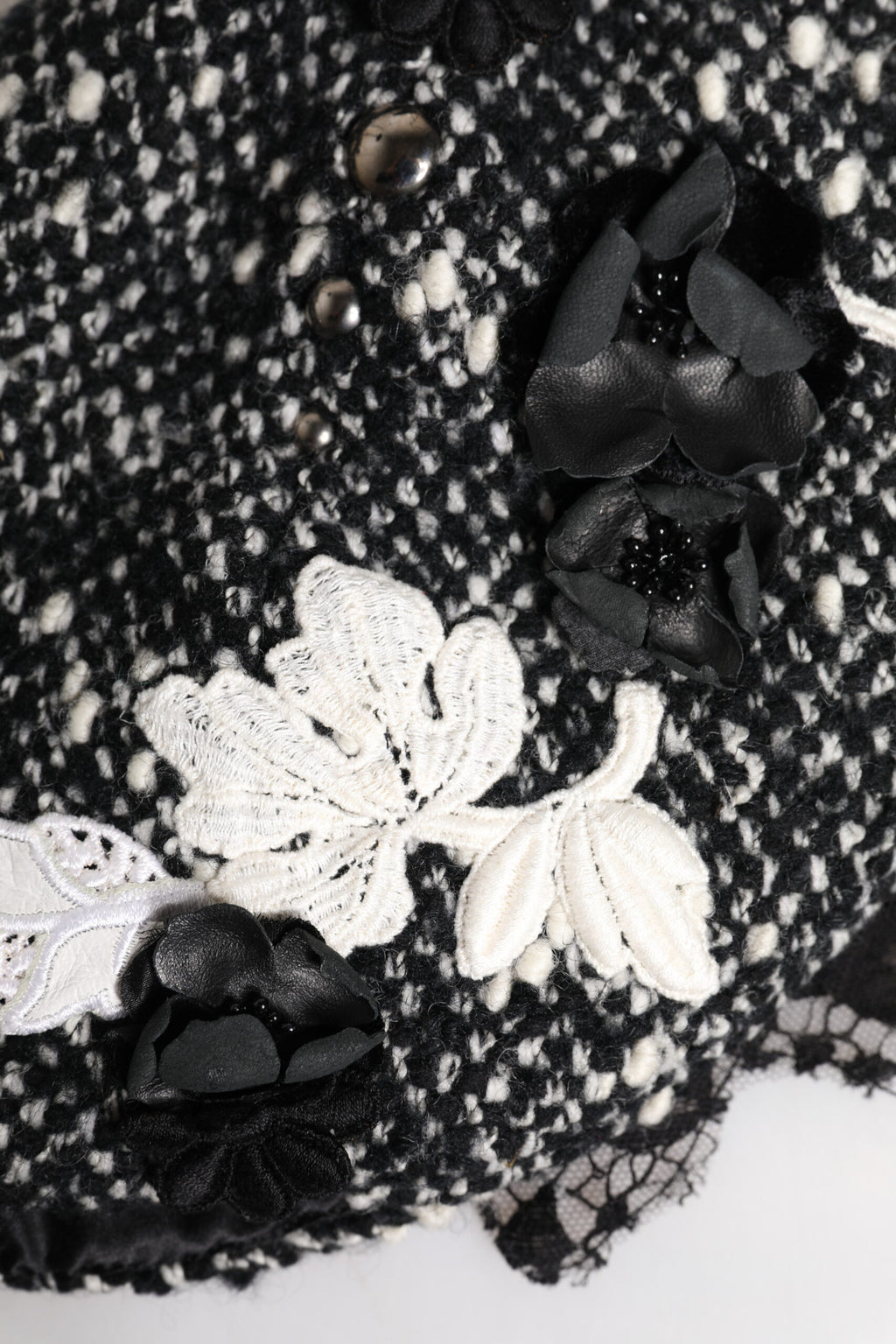 Dolce &amp; Gabbana – Glockenhut aus schwarzer Wolle mit weißem Blumenmuster