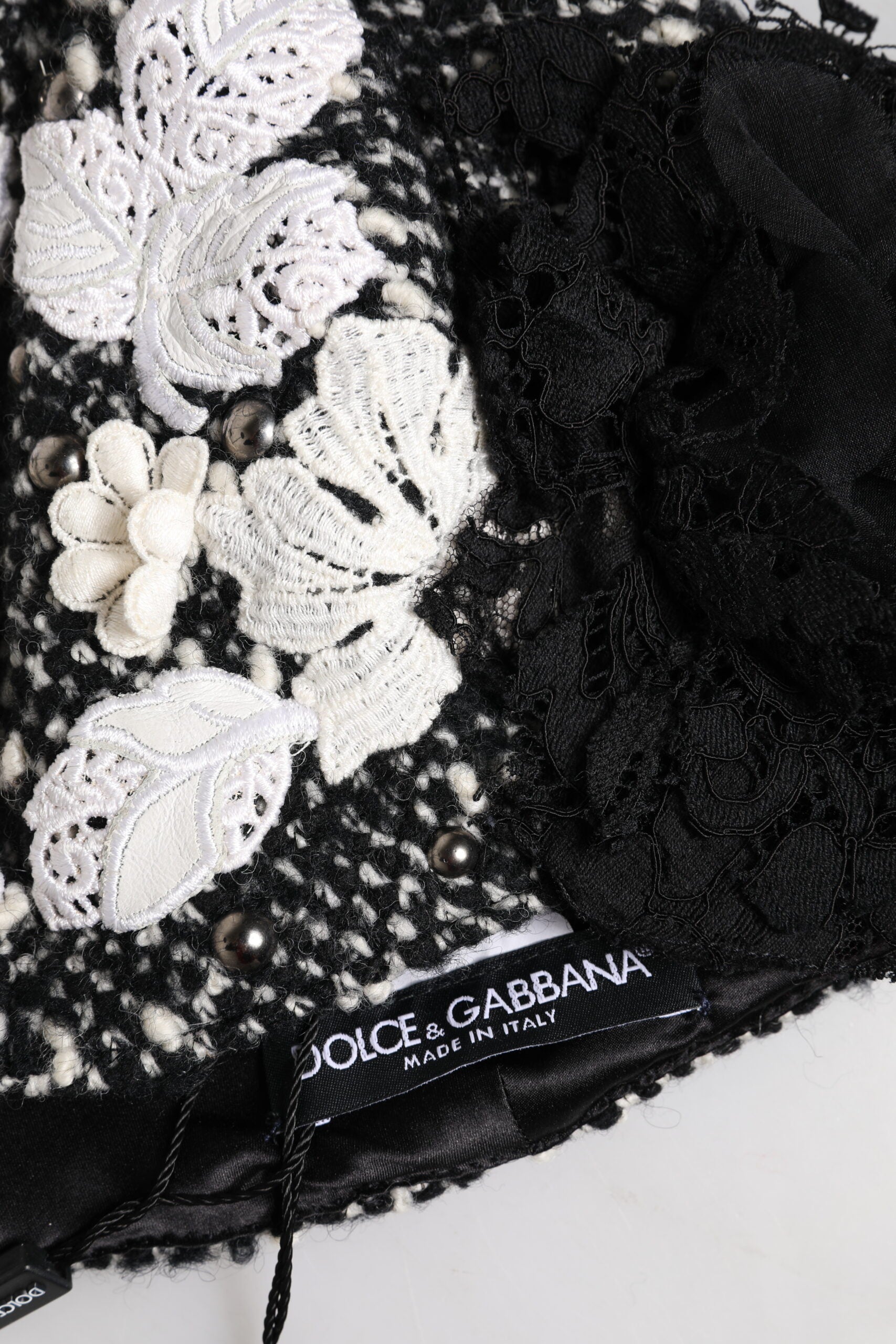 Dolce &amp; Gabbana – Glockenhut aus schwarzer Wolle mit weißem Blumenmuster