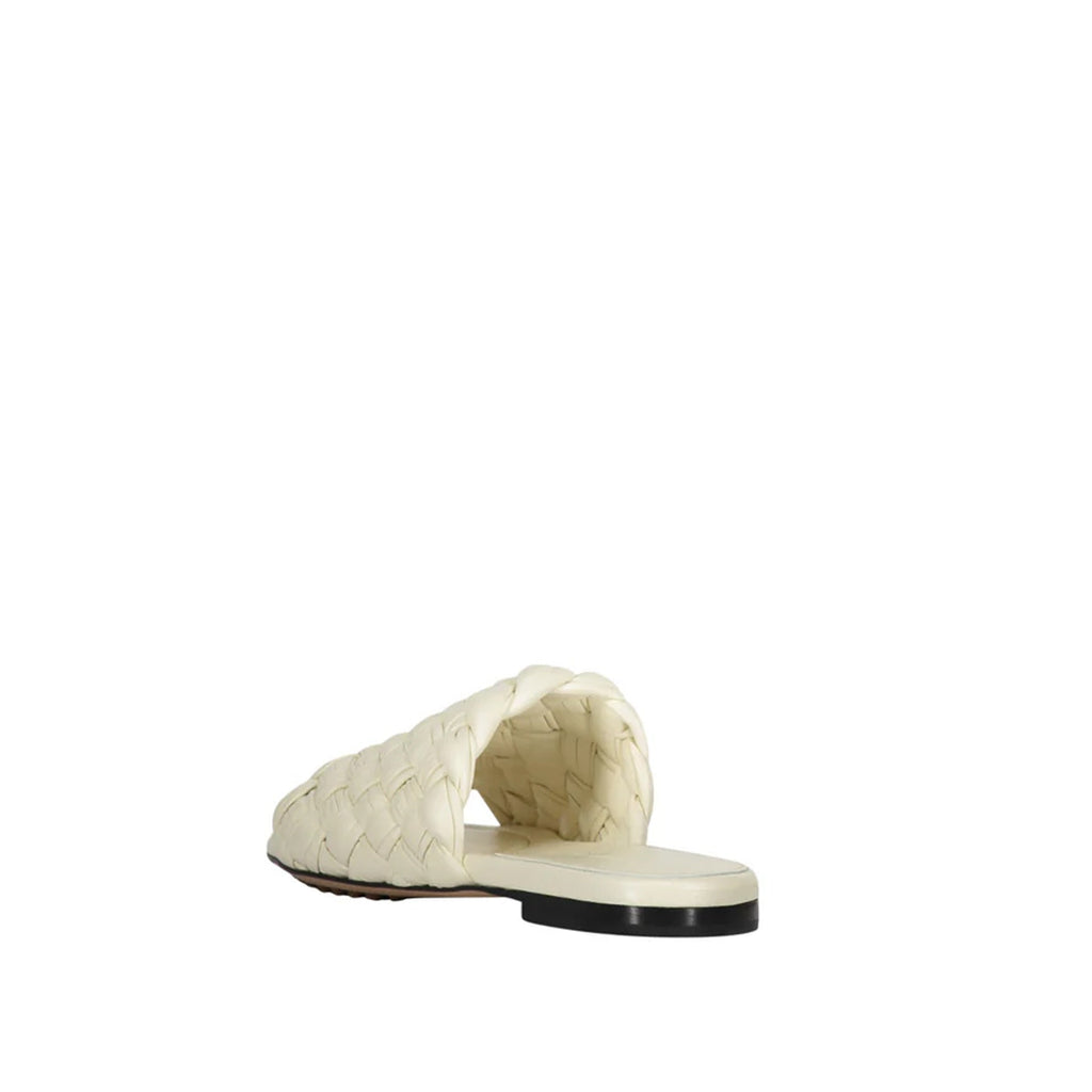 Bottega Veneta Leather mules 36,5 – Siebentaschen