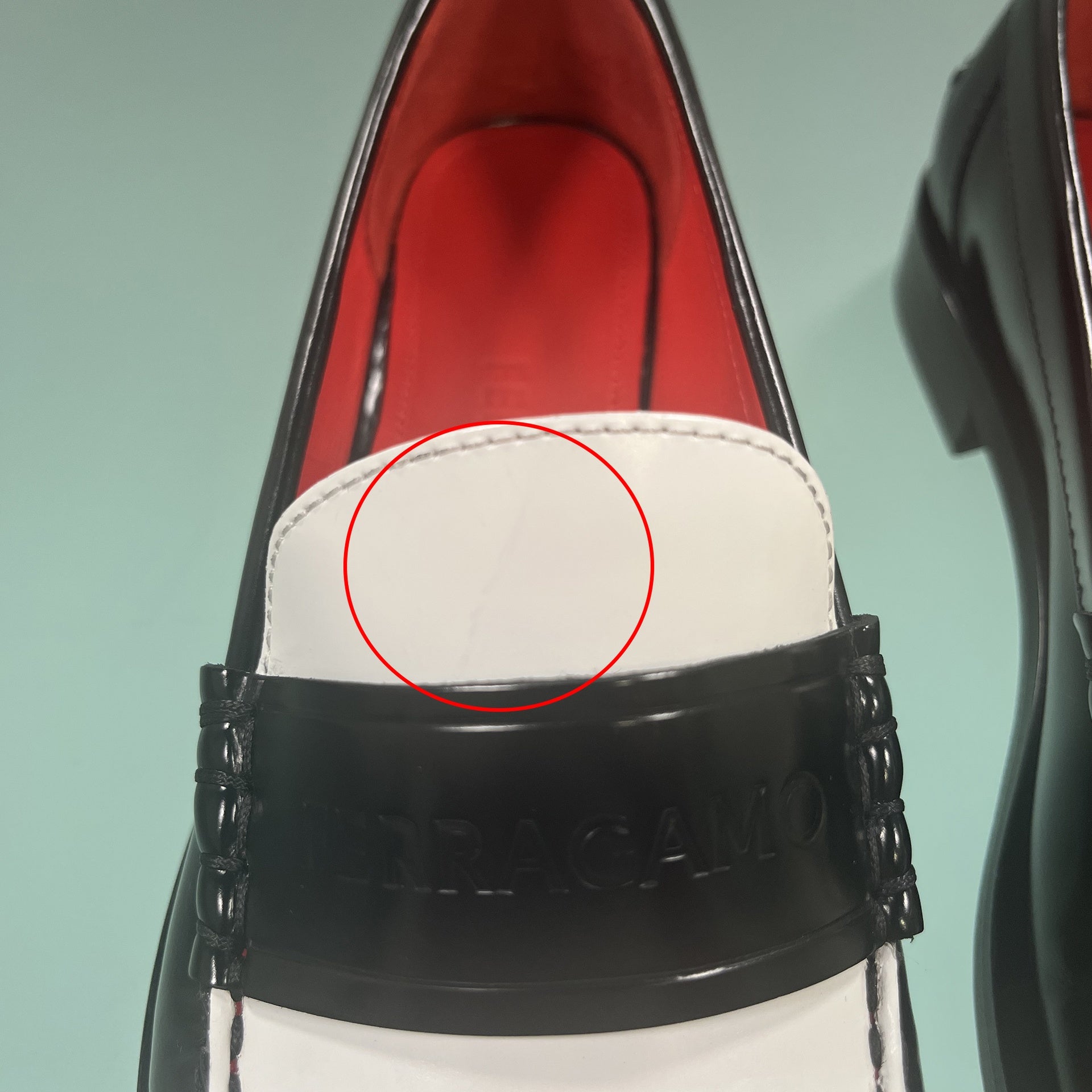 Salvatore Ferragamo Irina Leather Loafers - WOMEN SHOES - SALVATORE FERRAGAMO - Tluxy New