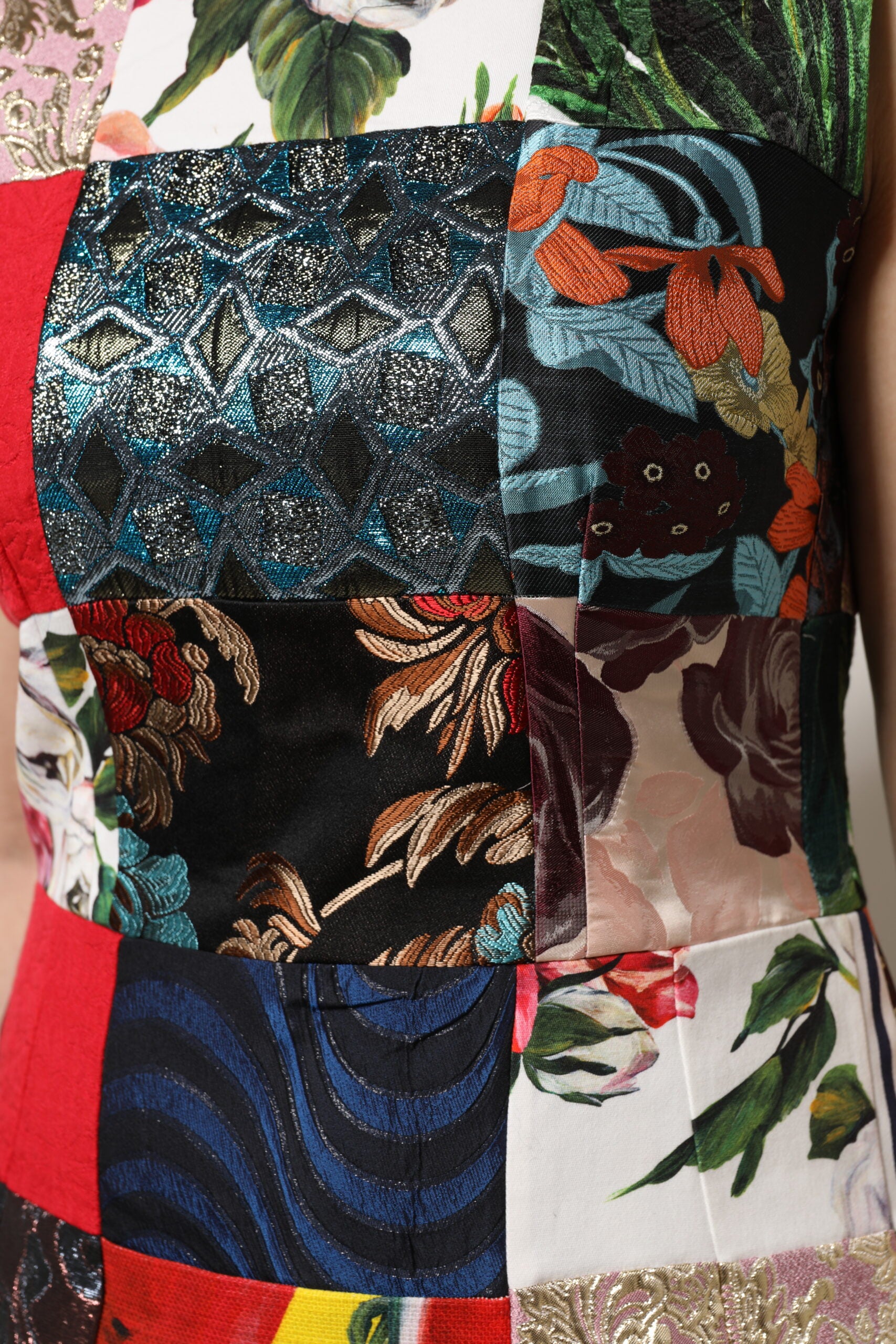 Dolce &amp; Gabbana Mehrfarbiges ärmelloses Patchwork-Etuikleid