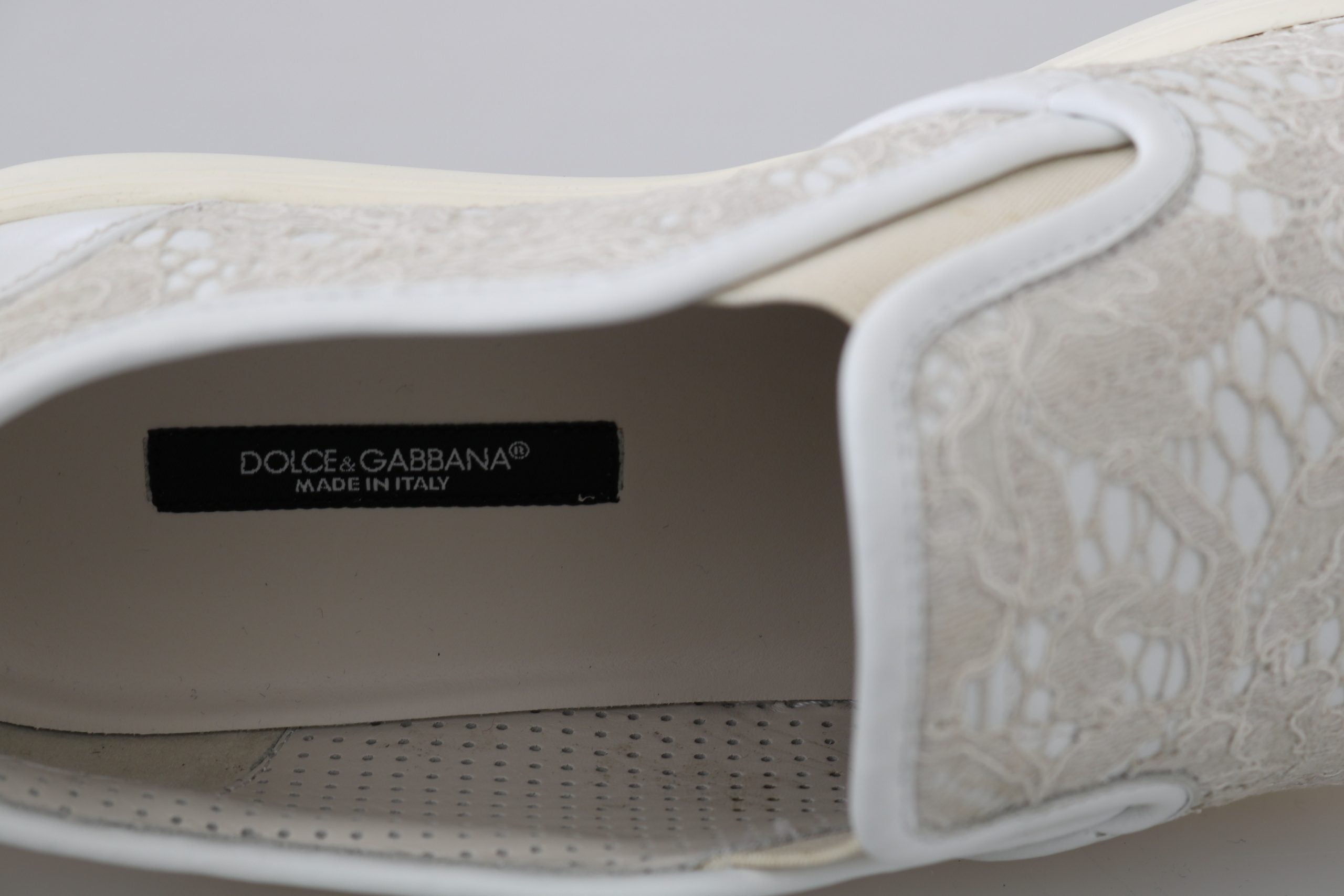 Dolce &amp; Gabbana Elegante Off White Loafer für Damen