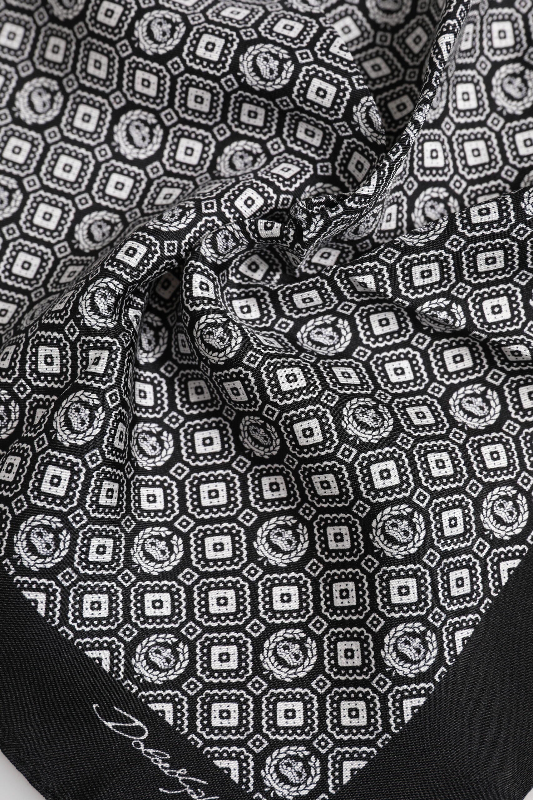 Dolce &amp; Gabbana – Schwarz-weiß gemusterter quadratischer Foulard-Schal