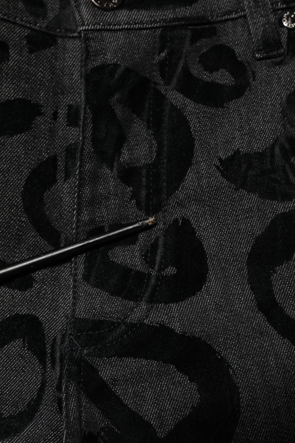 Dolce &amp; Gabbana Graue, gerade geschnittene Jeans mit DG-Logo aus Baumwolle für Herren
