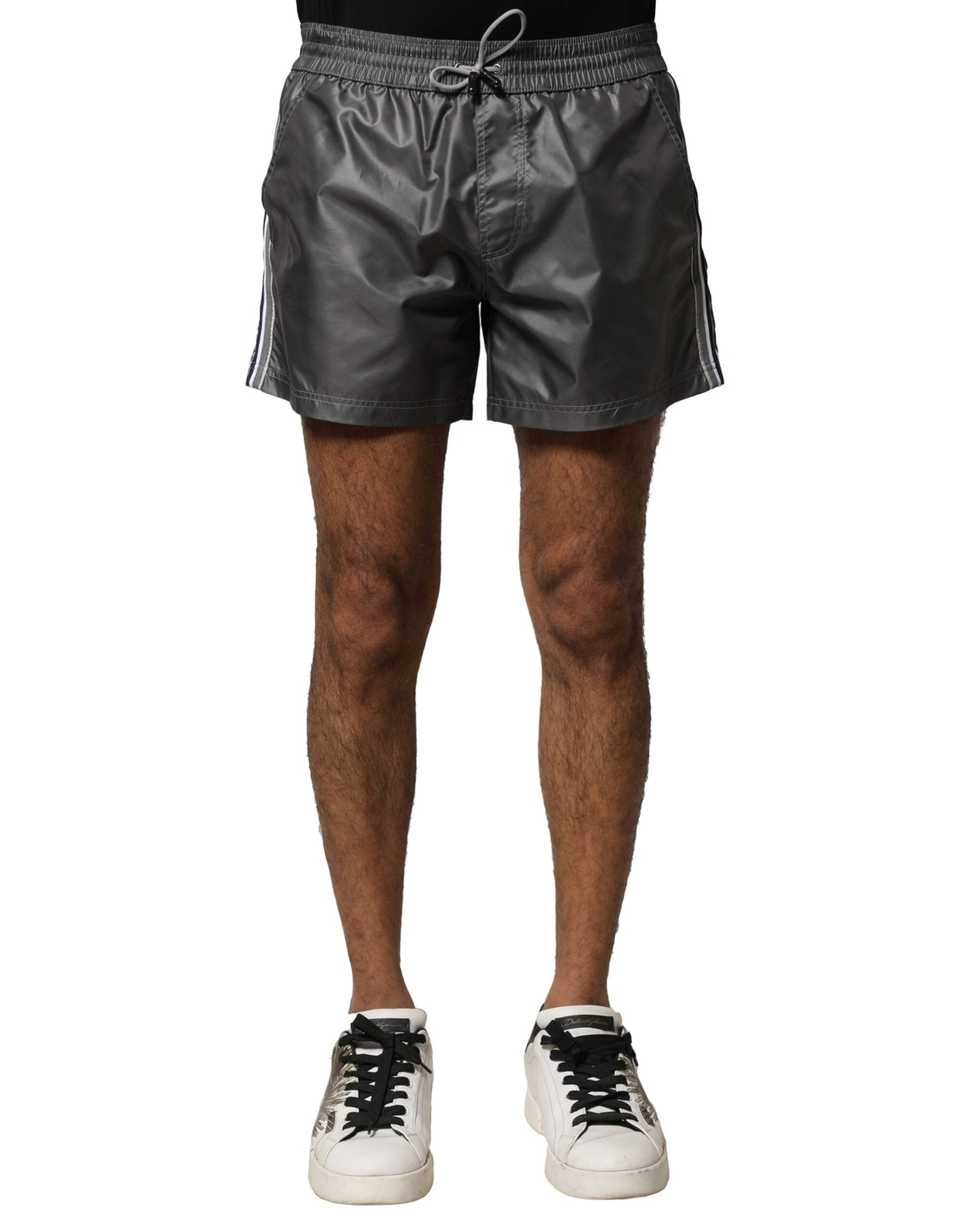 Dolce &amp; Gabbana – Lässige Bermudashorts aus Polyester mit mittlerer Taille in Grau