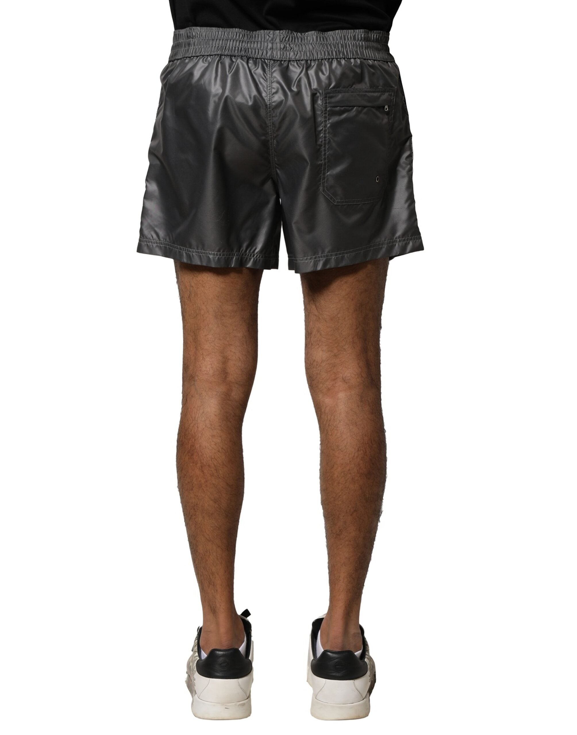 Dolce &amp; Gabbana – Lässige Bermudashorts aus Polyester mit mittlerer Taille in Grau