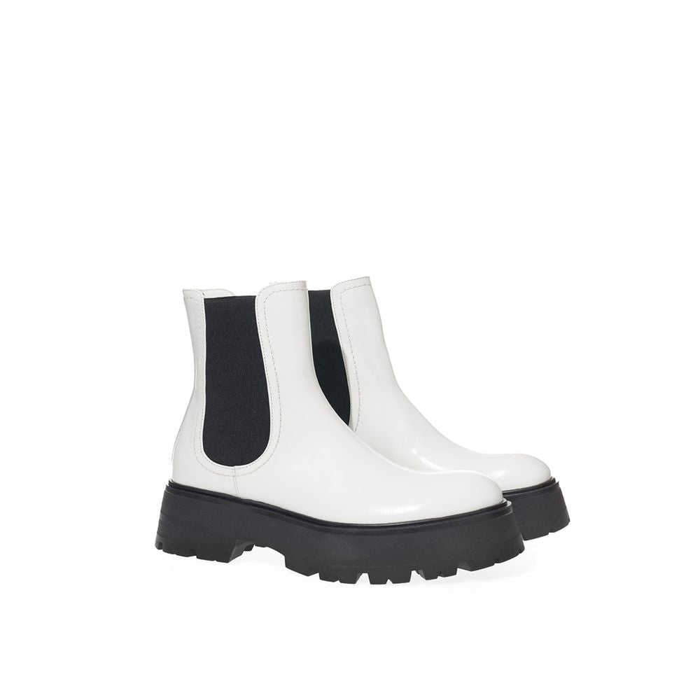Alexander McQueen – Schwarz-weißer Lederstiefel