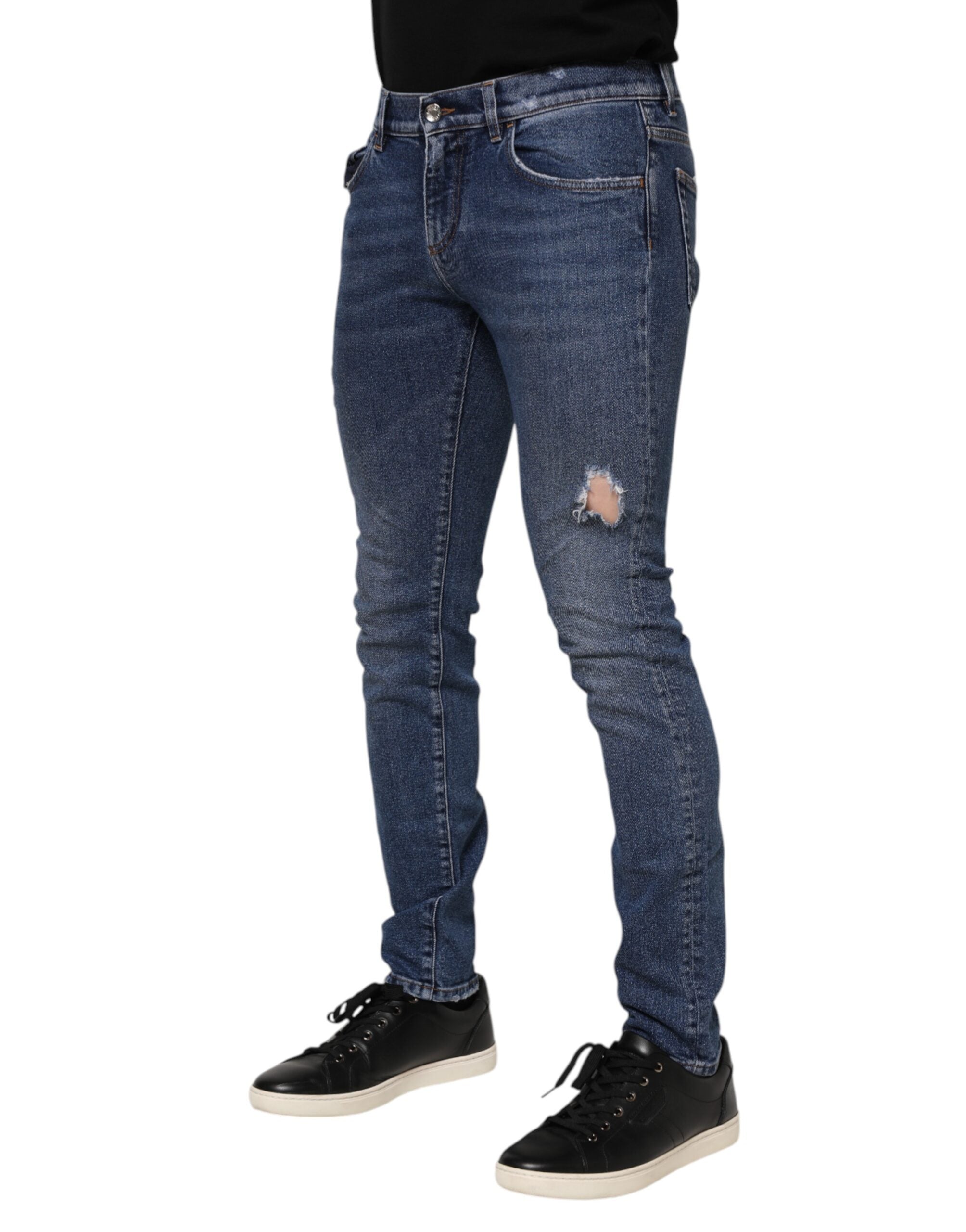 Dolce &amp; Gabbana – Enge Jeans aus Baumwolle mit Logo-Schild in Blau für Herren