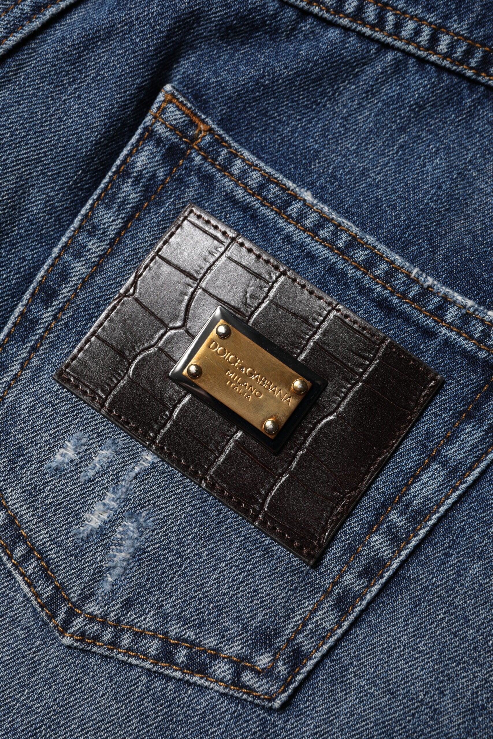 Dolce &amp; Gabbana Blaue Bermuda-Shorts aus zerfetztem Baumwoll-Denim