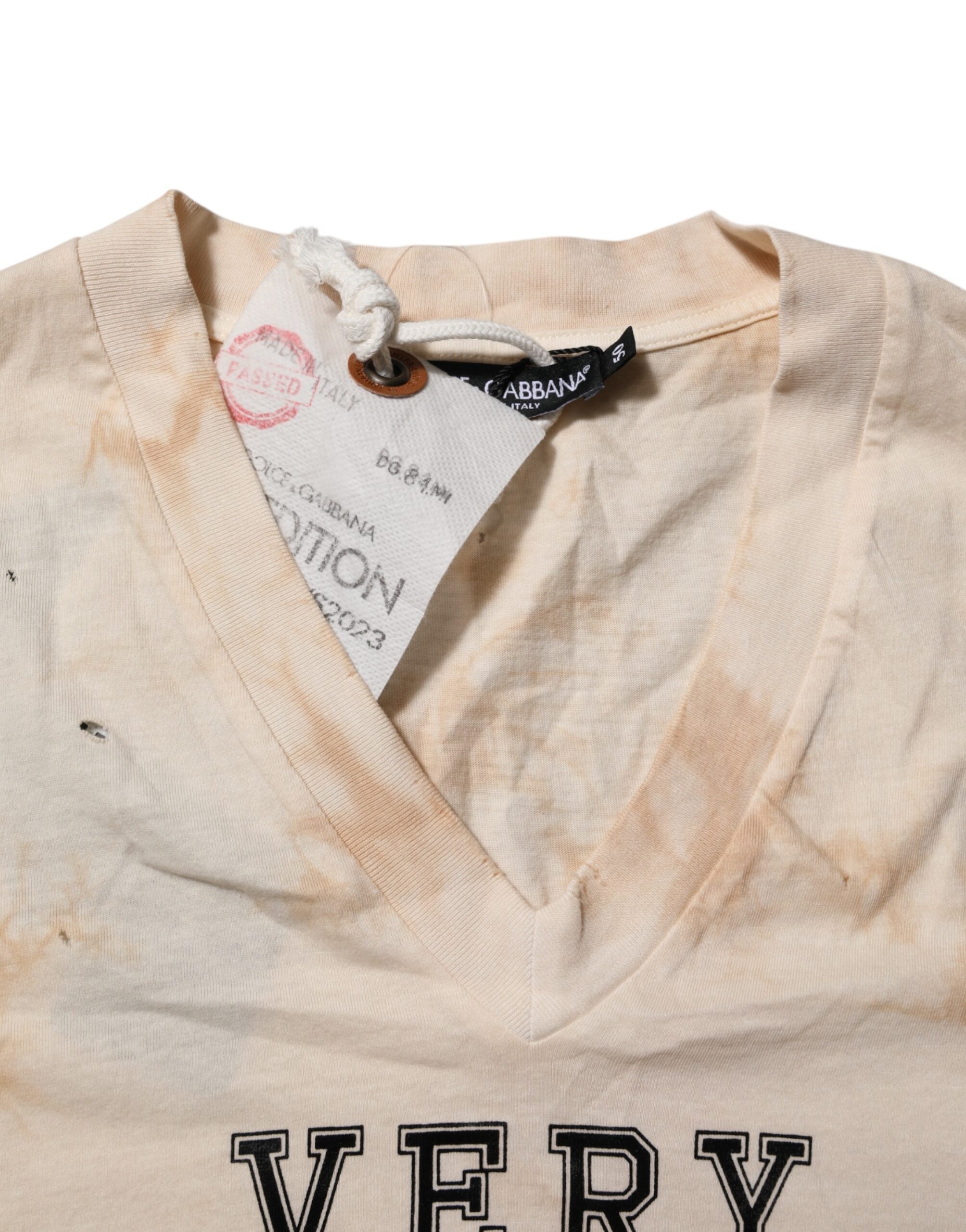 Dolce &amp; Gabbana Beiges T-Shirt mit V-Ausschnitt und kurzem Logo-Print