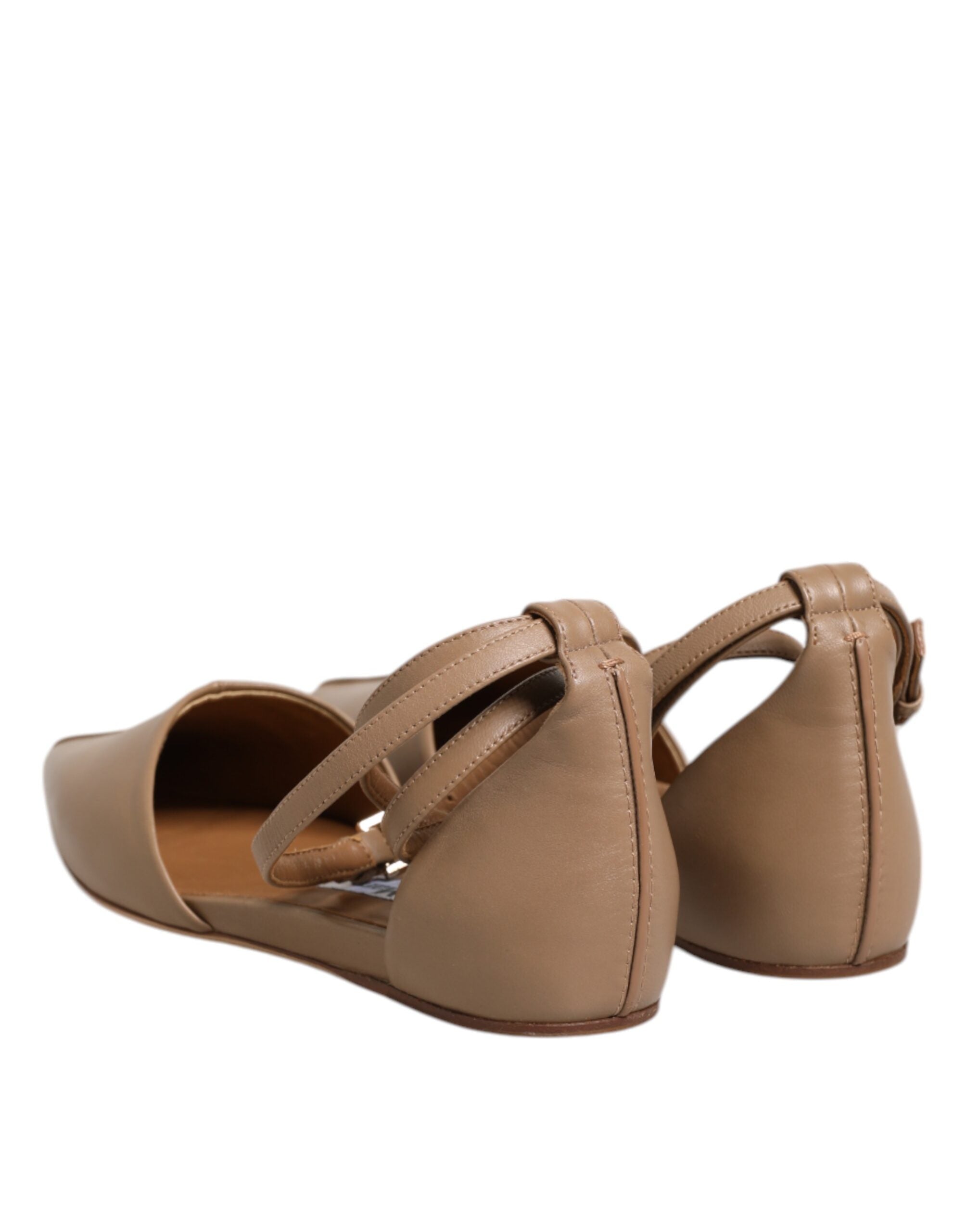 Max Mara – Beigefarbene Ballerinas aus Leder mit spitzer Zehenpartie