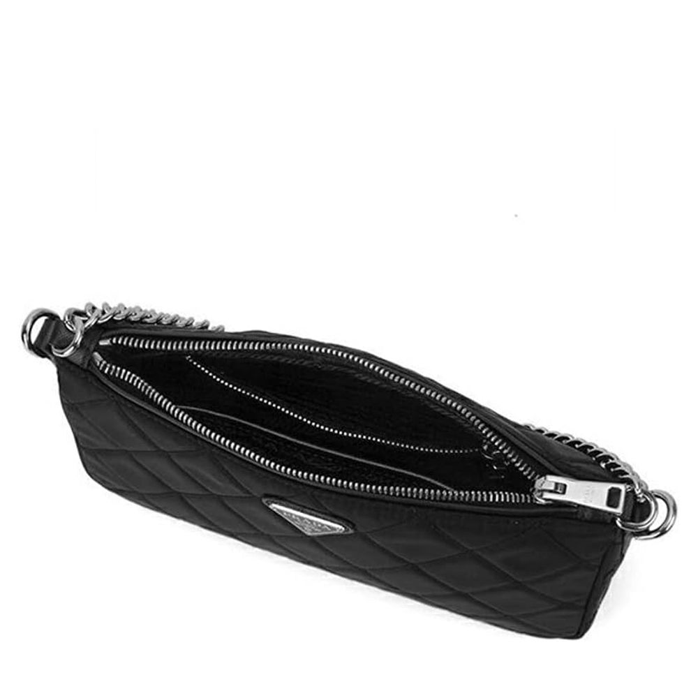 Prada – Gesteppte Schultertasche mit Kette