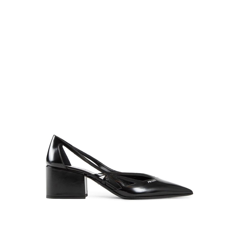 Prada Pumps aus gebürstetem Leder mit Cut-Outs