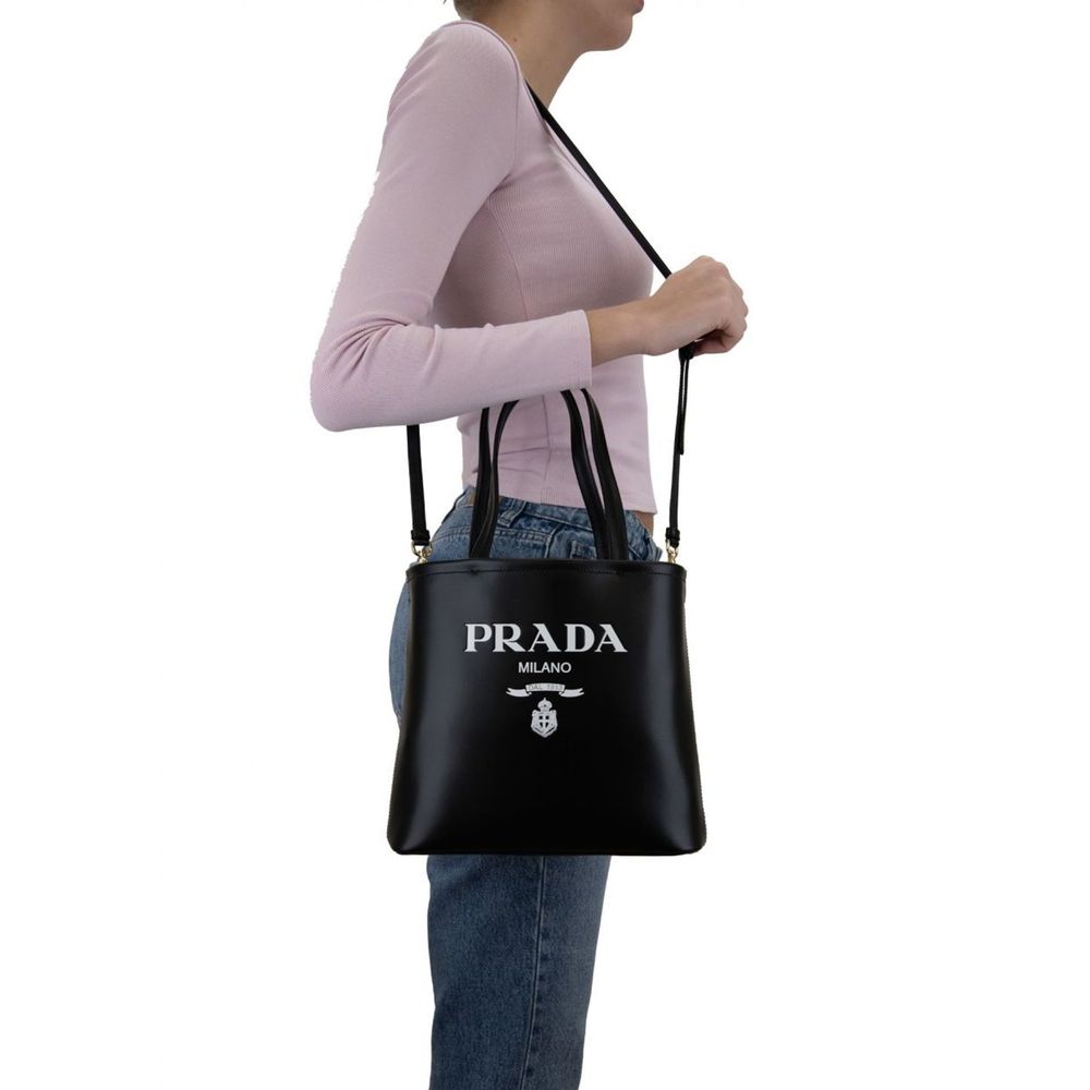 Prada Logo-Tragetasche aus Leder