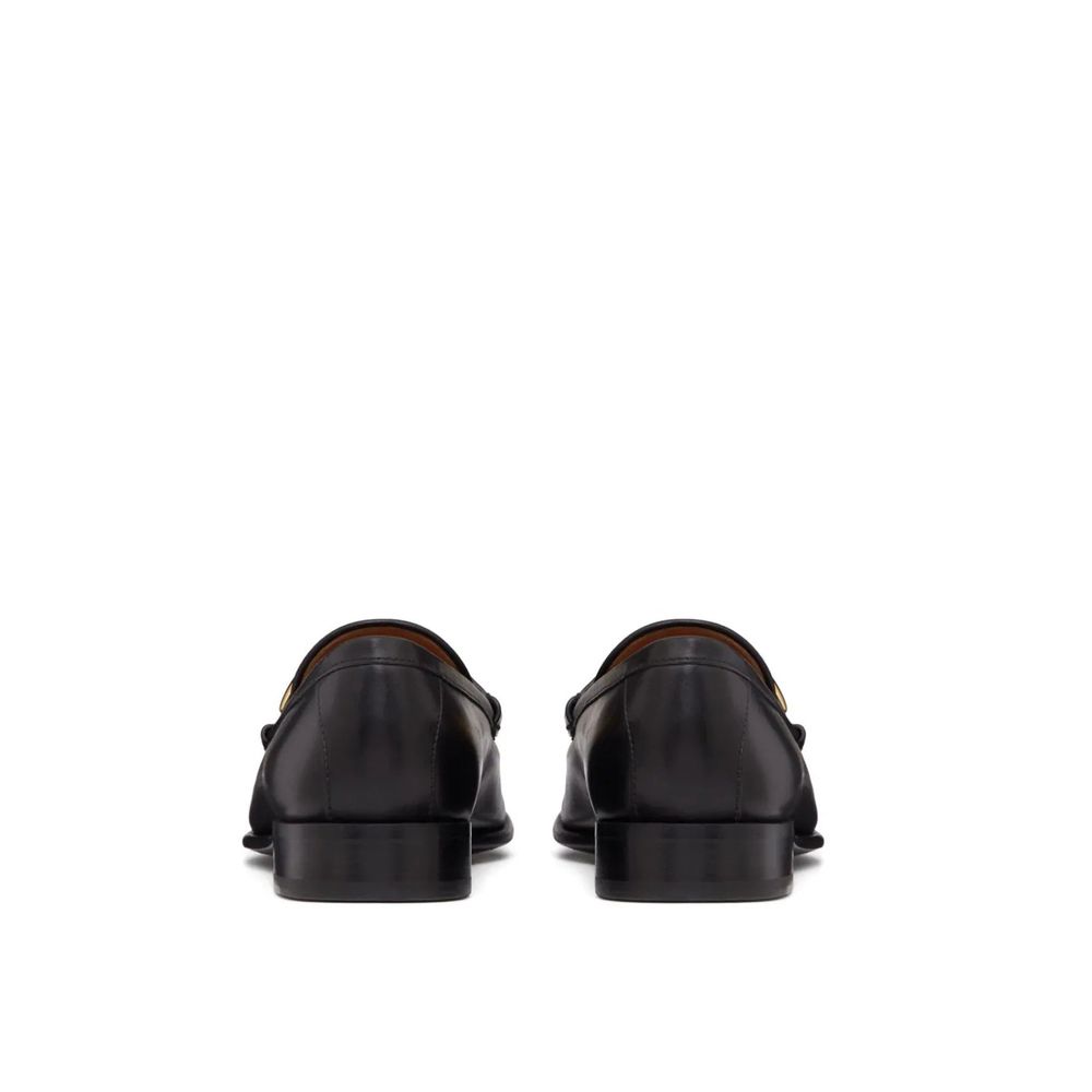 Valentino Garavani – Loafer aus Leder mit V-Logo im Mond-Look