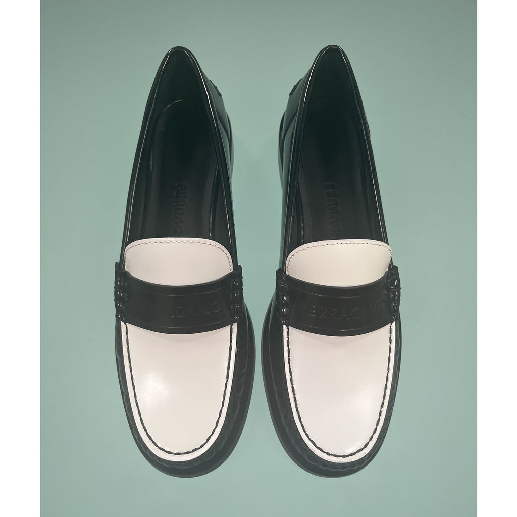 Salvatore Ferragamo Irina Leather Loafers - WOMEN SHOES - SALVATORE FERRAGAMO - Tluxy New