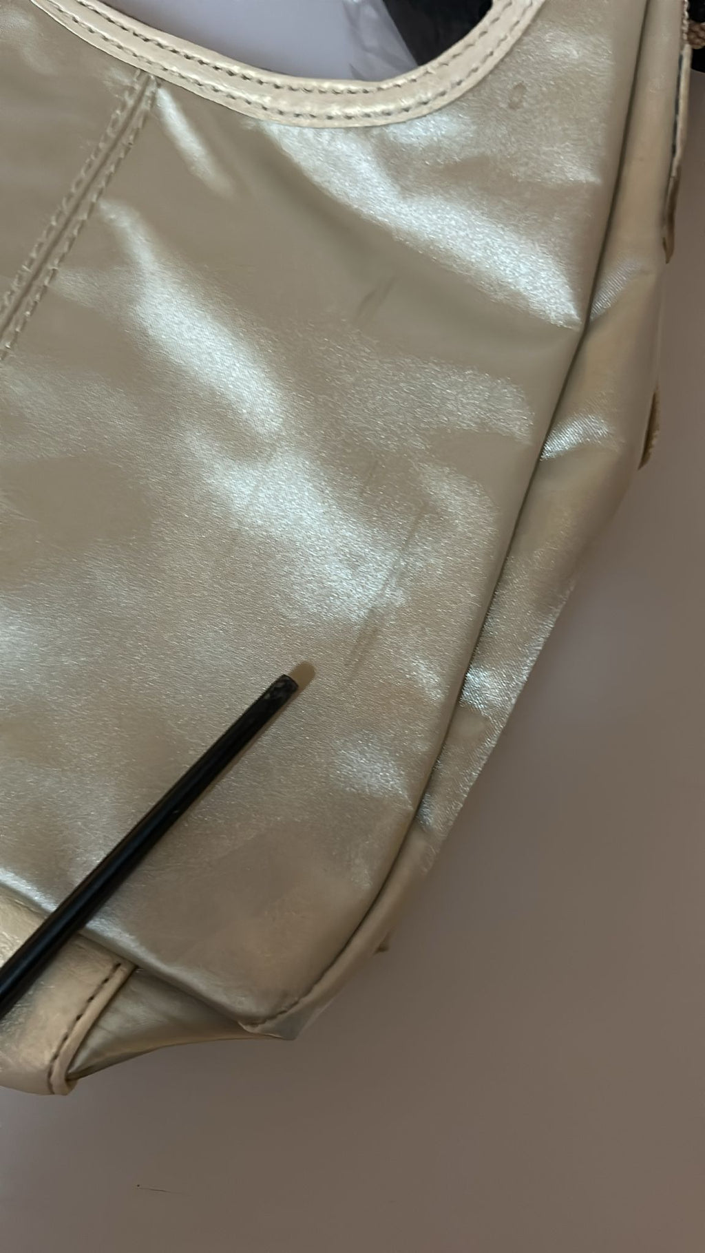 WAYFARER Schicke Umhängetasche aus weißem Stoff – perfekt für jeden Anlass