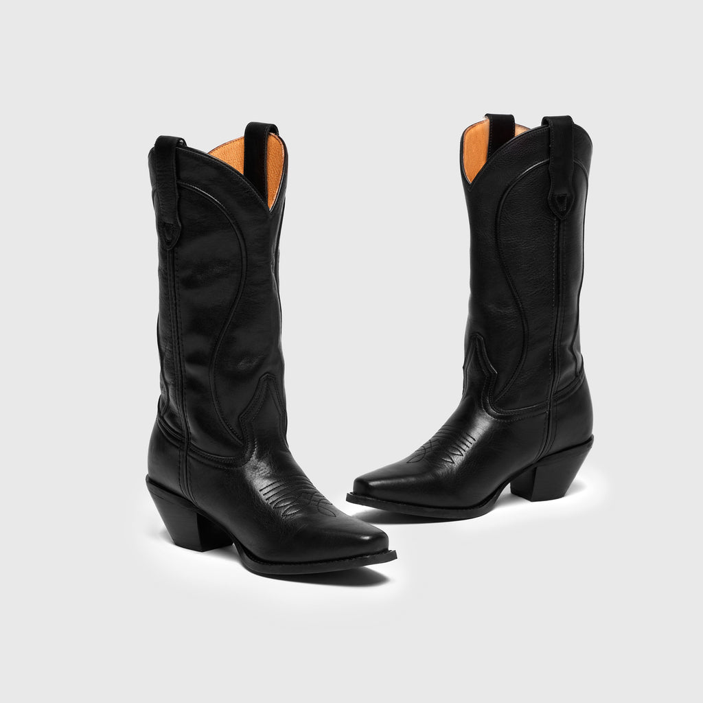 Classic Cowboy in Black