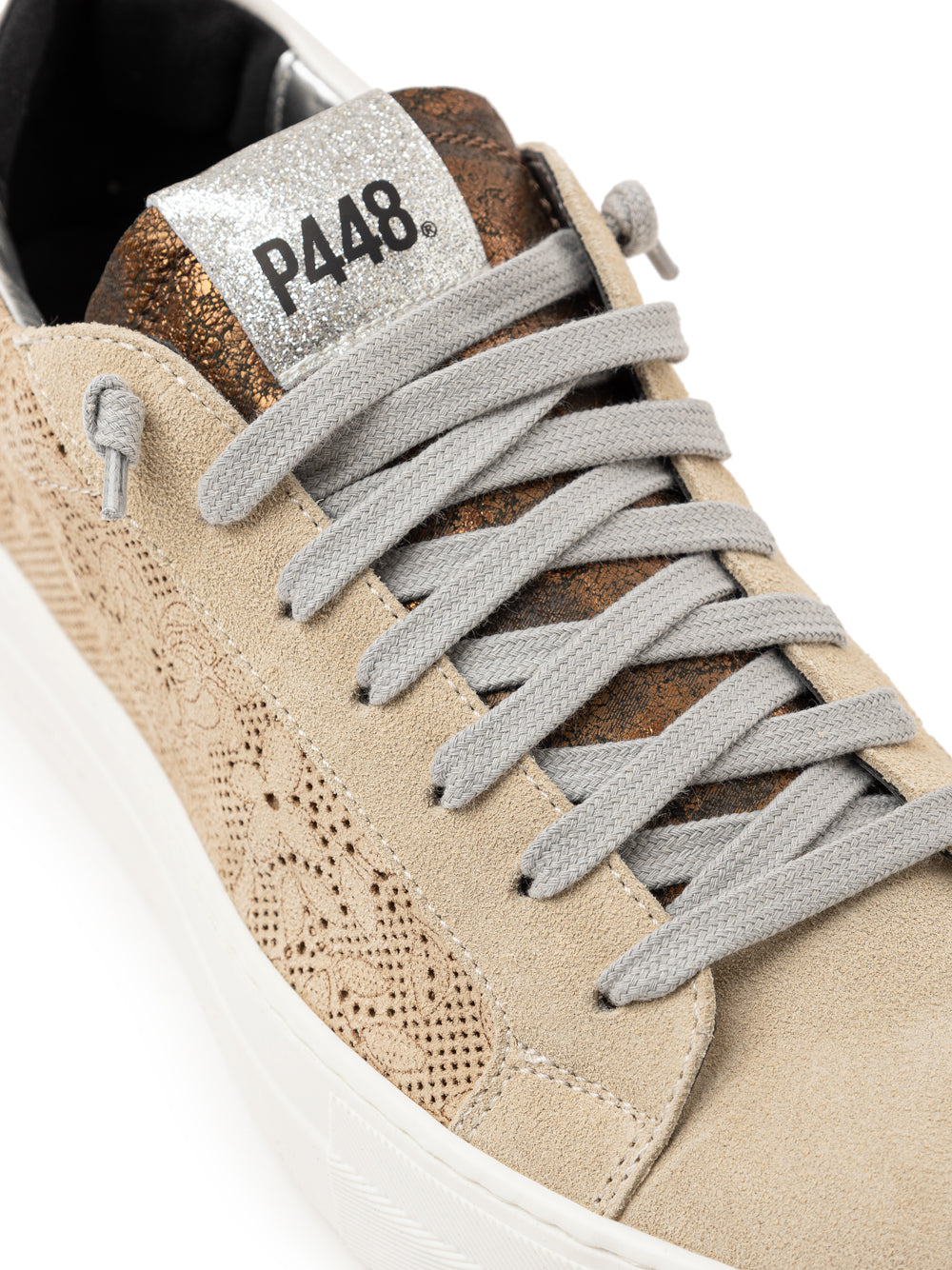 P448 F22THEA-W Beige Sneakers