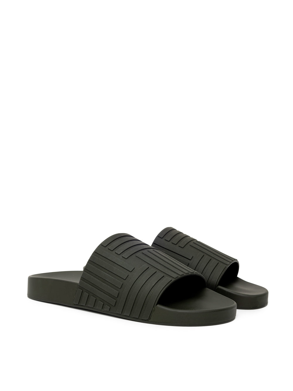 Bottega Veneta Black Rubber Intrecciato Carpet Sliders – Siebentaschen